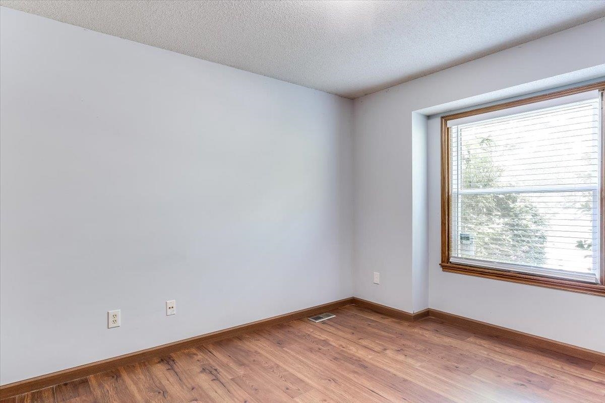 2366 N Vinegate Ct Property Photo 20