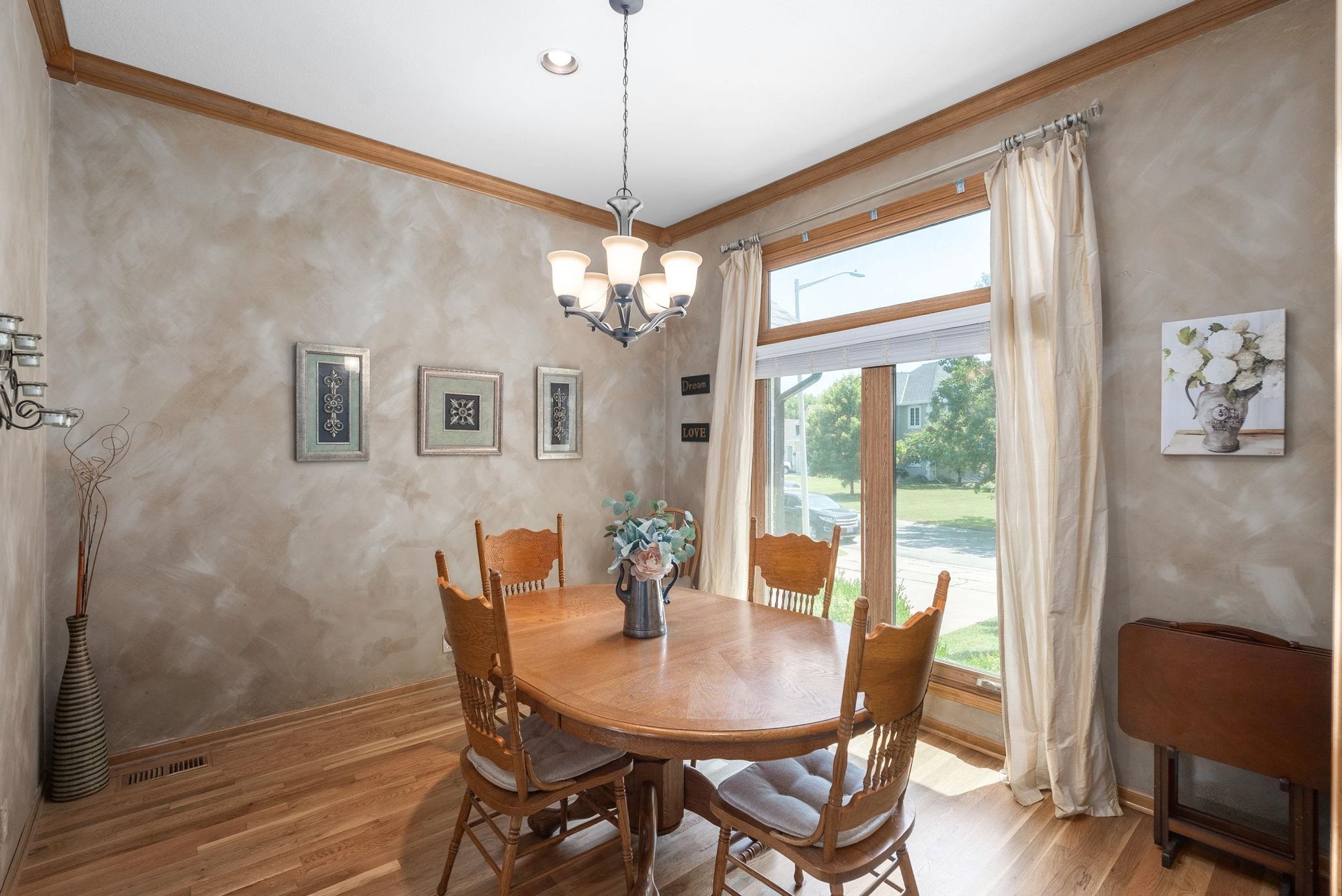 8024 E Greenbriar Ct Property Photo 12