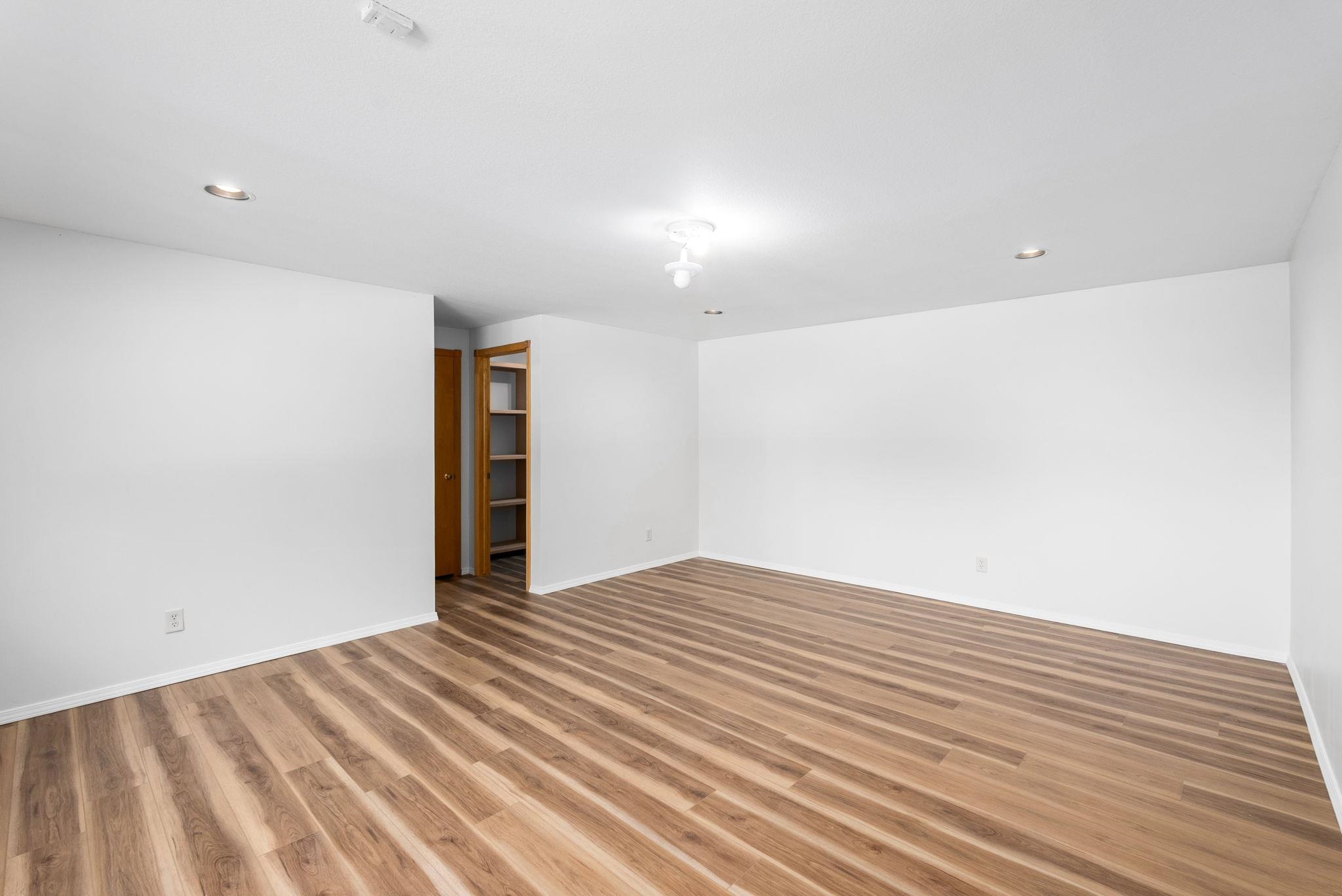 8024 E Greenbriar Ct Property Photo 27