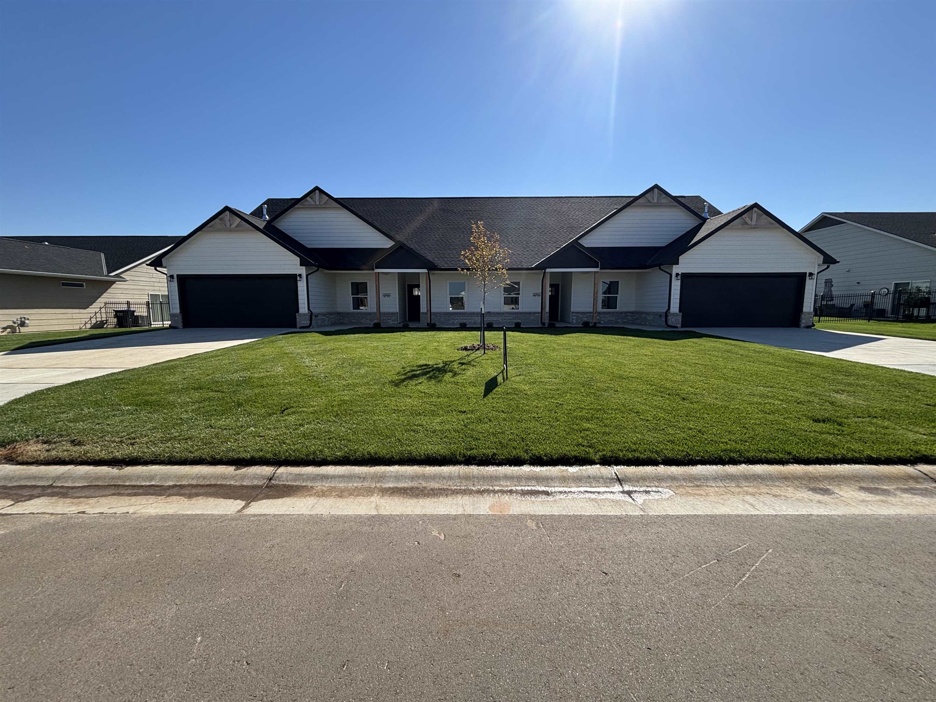 12907 W Thorton St. Property Photo 1