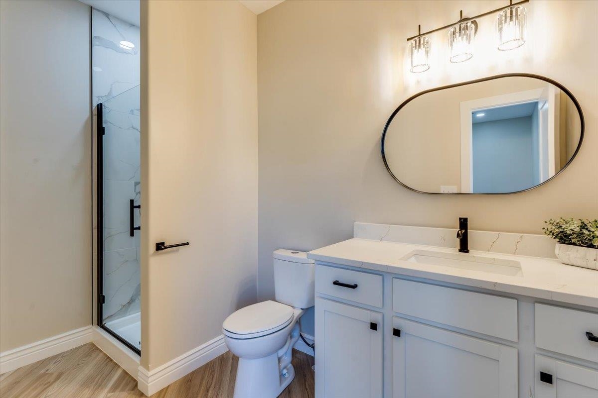 3509 N Sedgwick Property Photo 10