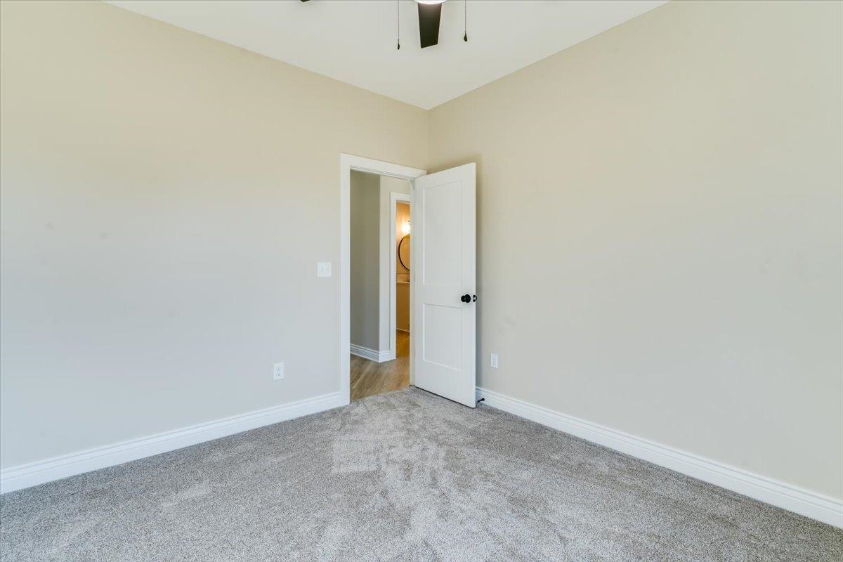 3509 N Sedgwick Property Photo 12
