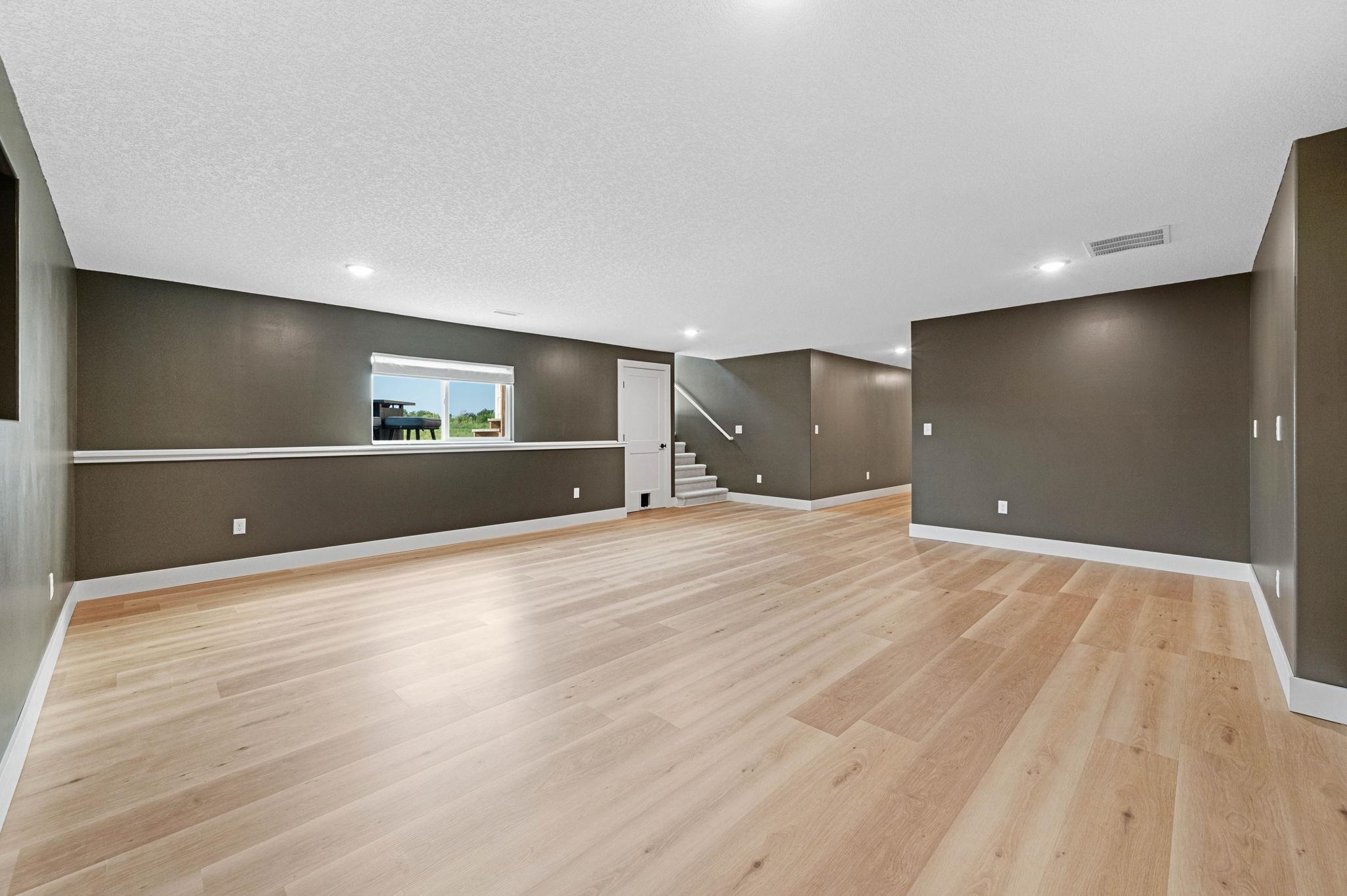 1327 W Footbridge St Property Photo 22