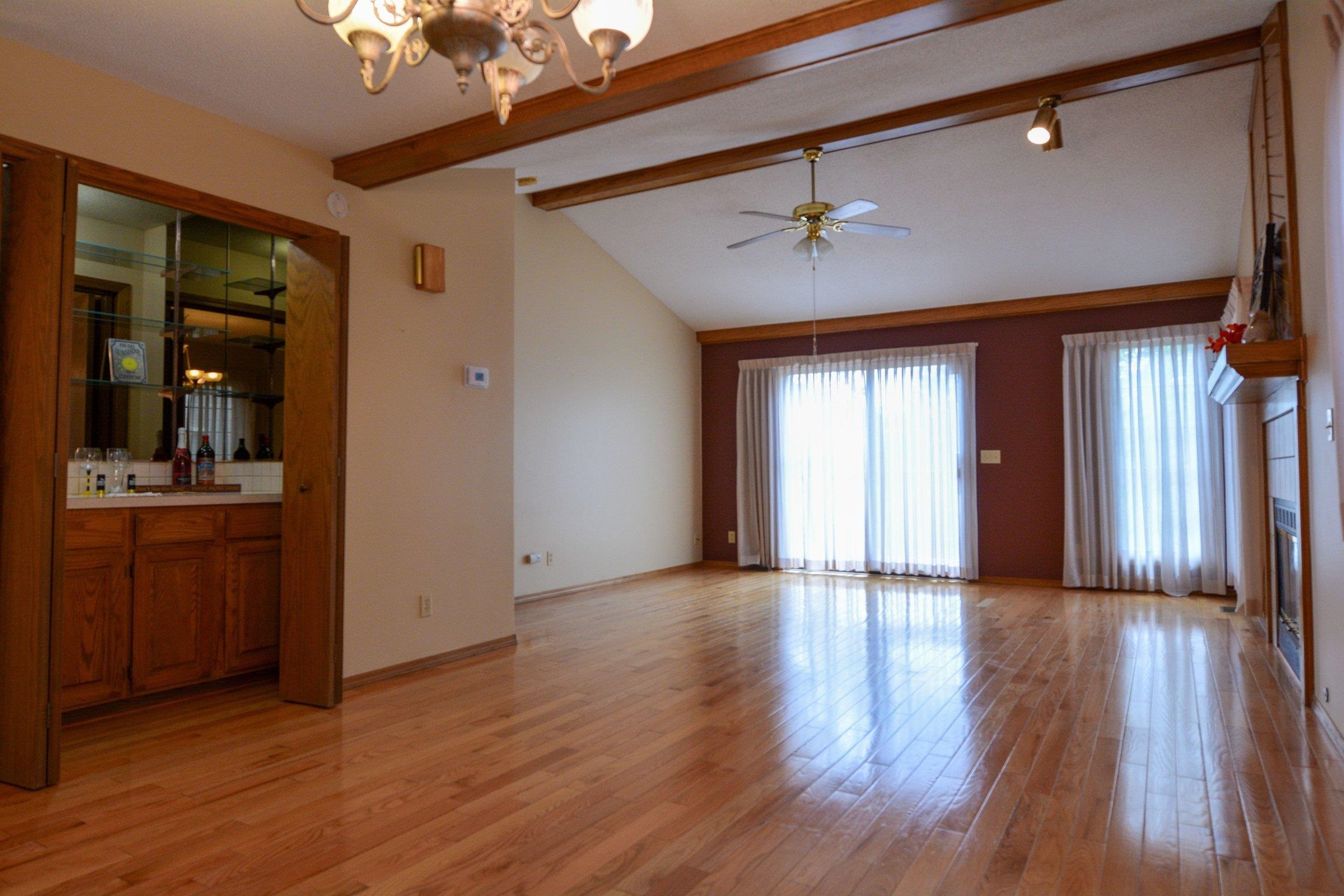 1034 N Bayshore St. Property Photo 8