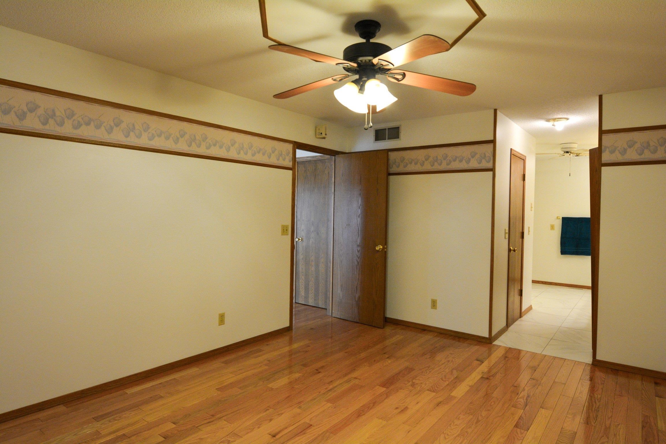 1034 N Bayshore St. Property Photo 14
