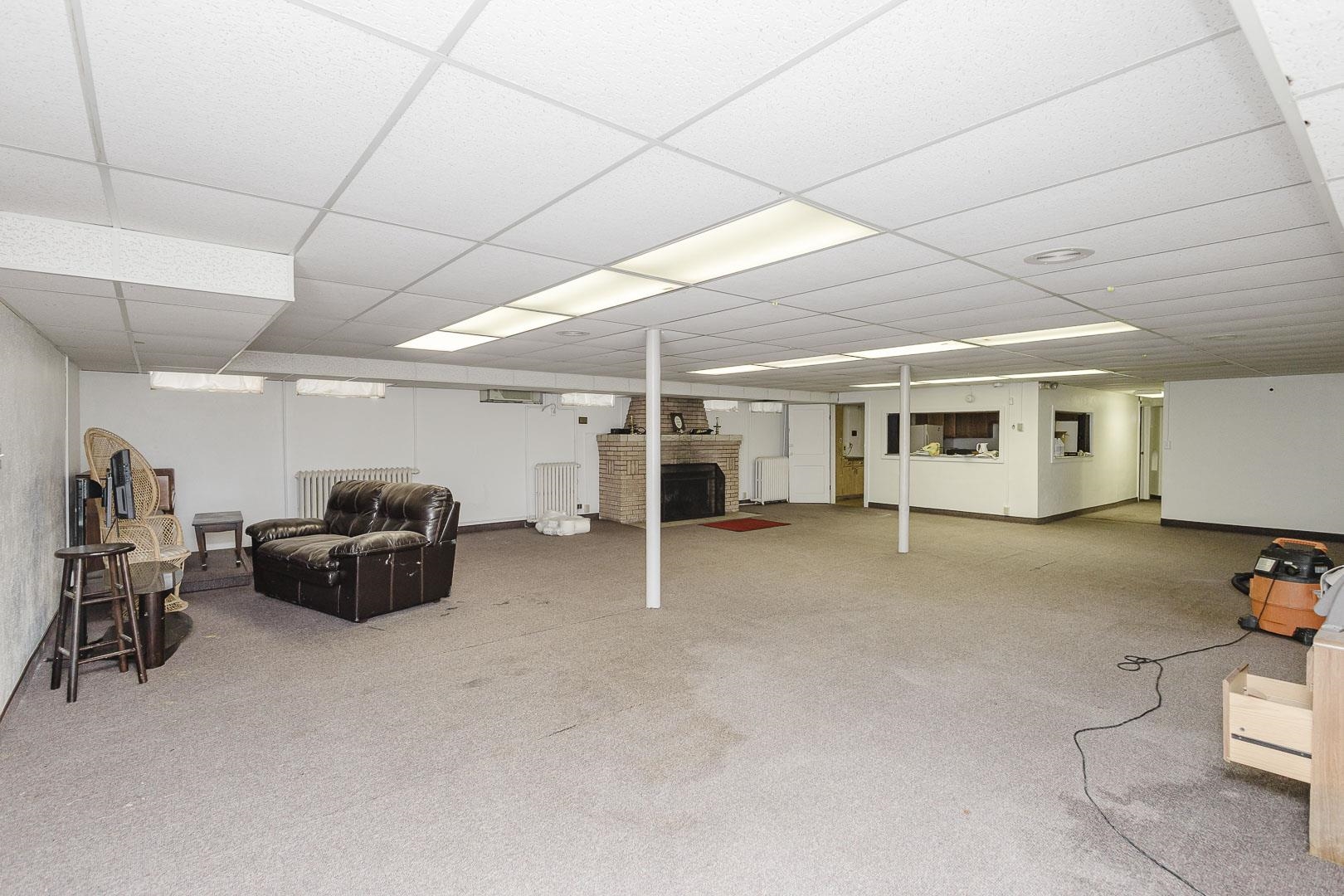 856 S Green & 843 S. Estelle St. Property Photo 15