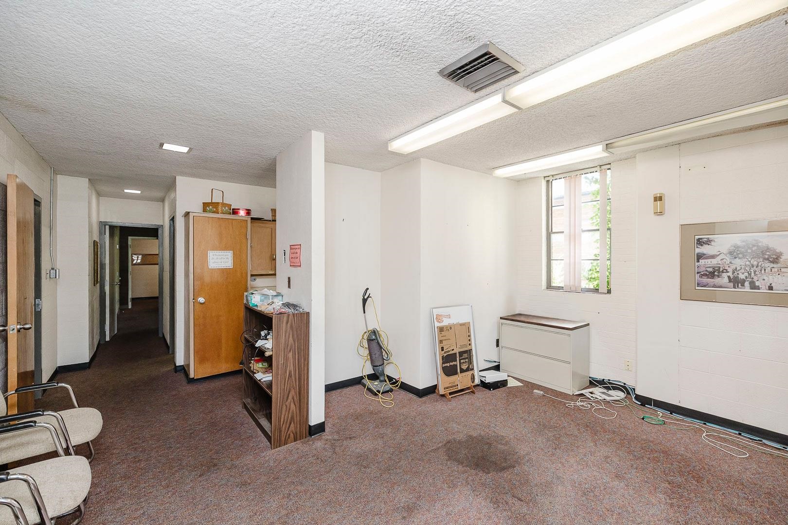 856 S Green & 843 S. Estelle St. Property Photo 18