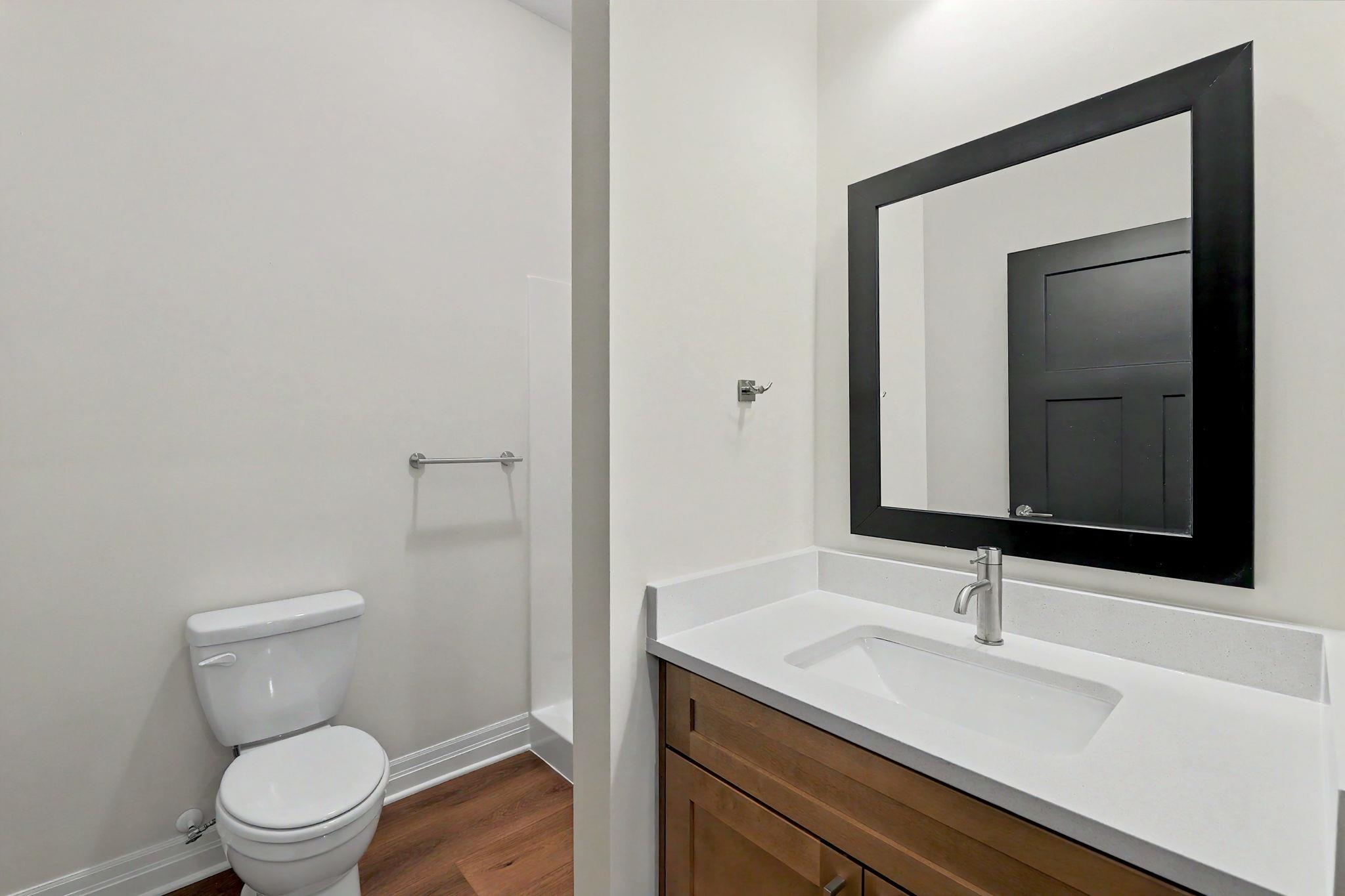 116 S Byron Property Photo 25