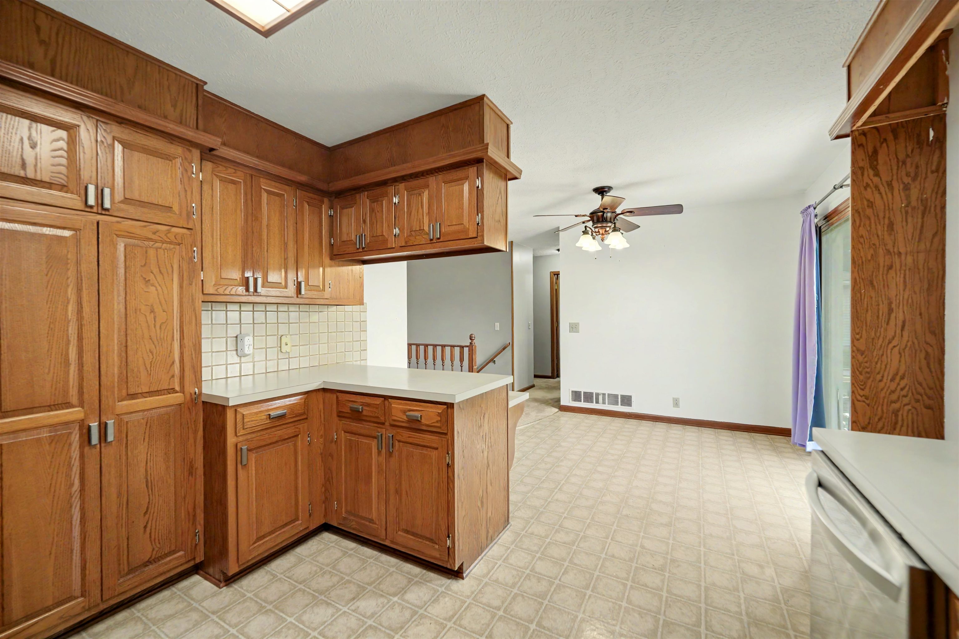2311 Applewood Ln Property Photo 10
