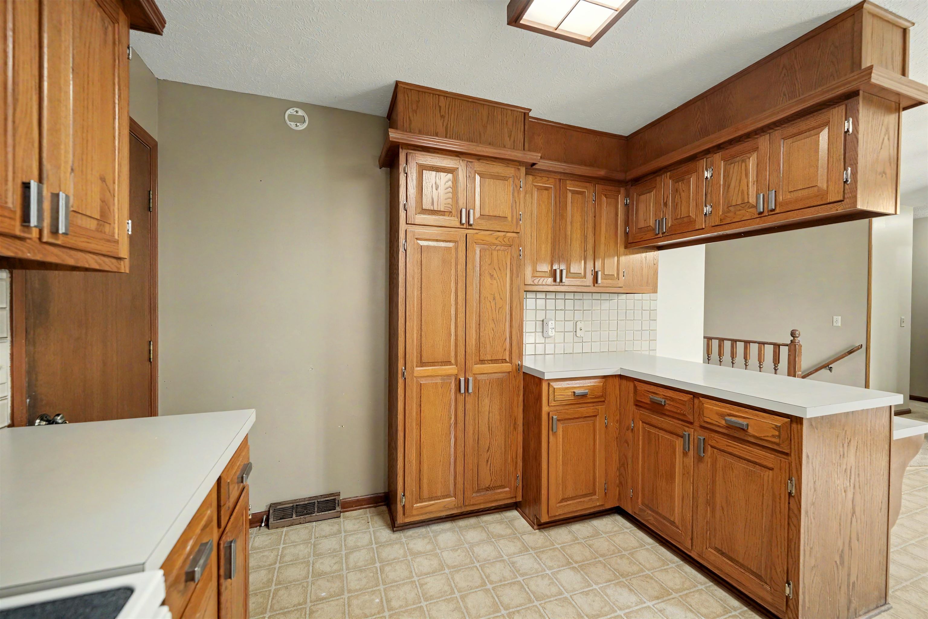 2311 Applewood Ln Property Photo 11