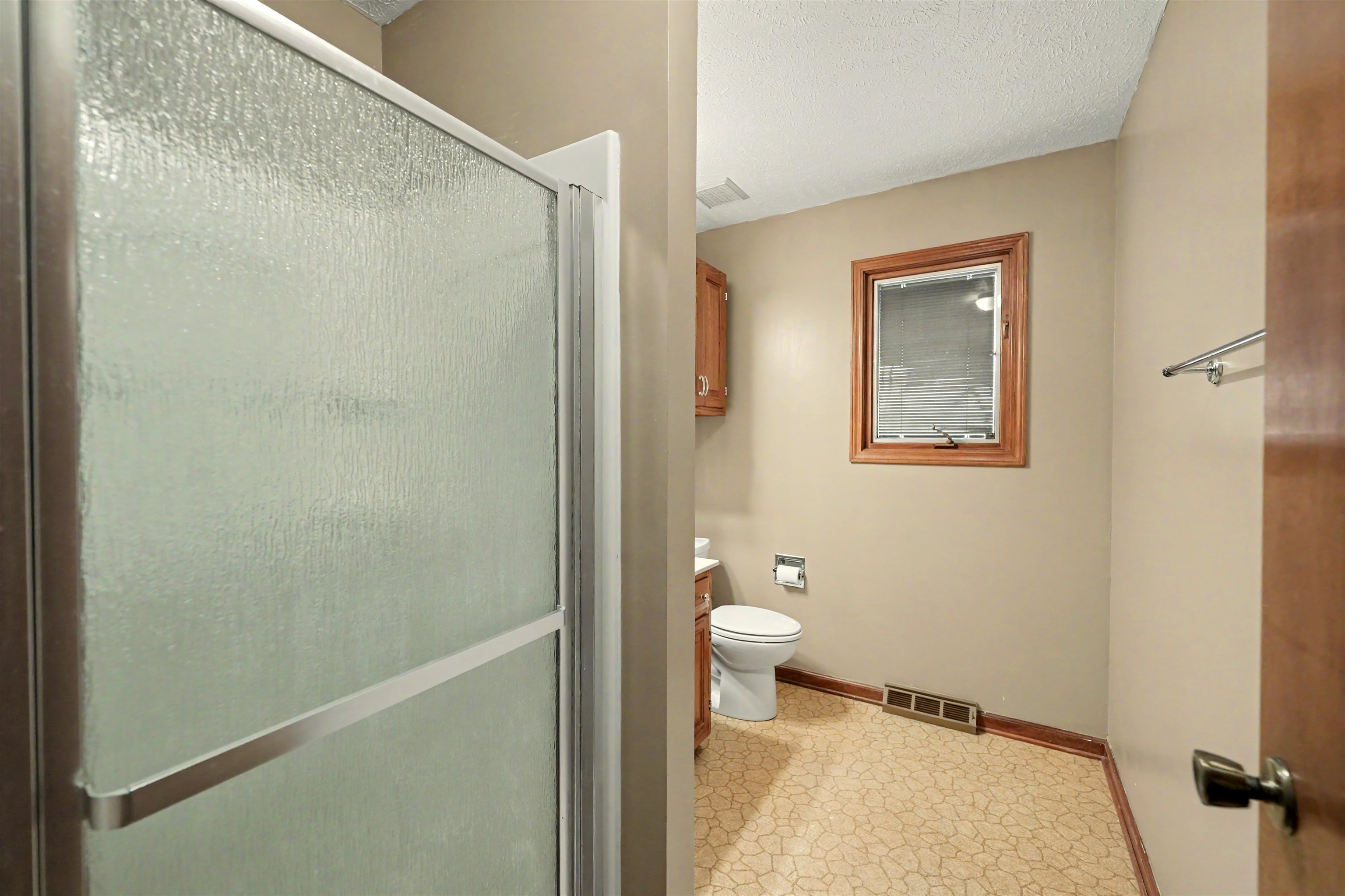 2311 Applewood Ln Property Photo 17