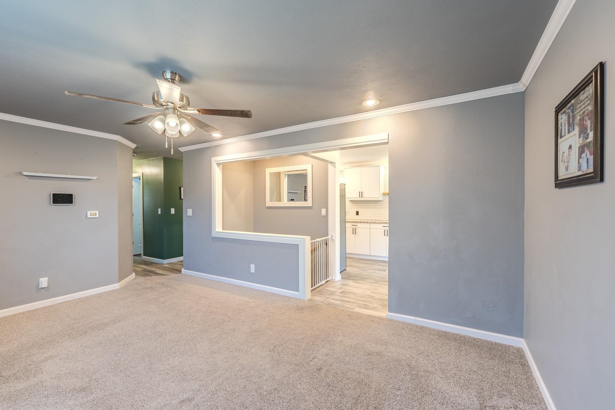 2110 N Moyle Property Photo 5