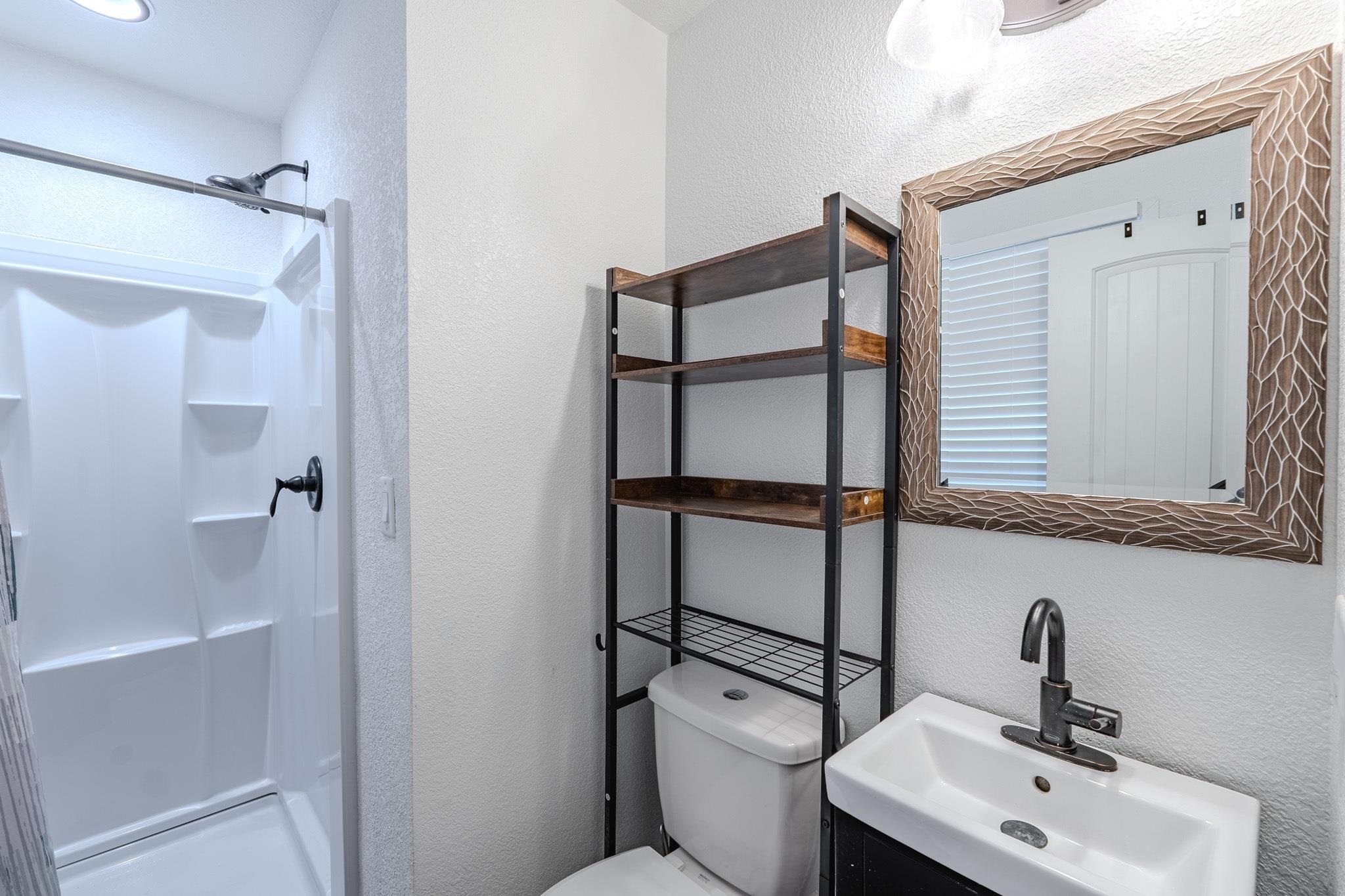 2110 N Moyle Property Photo 18