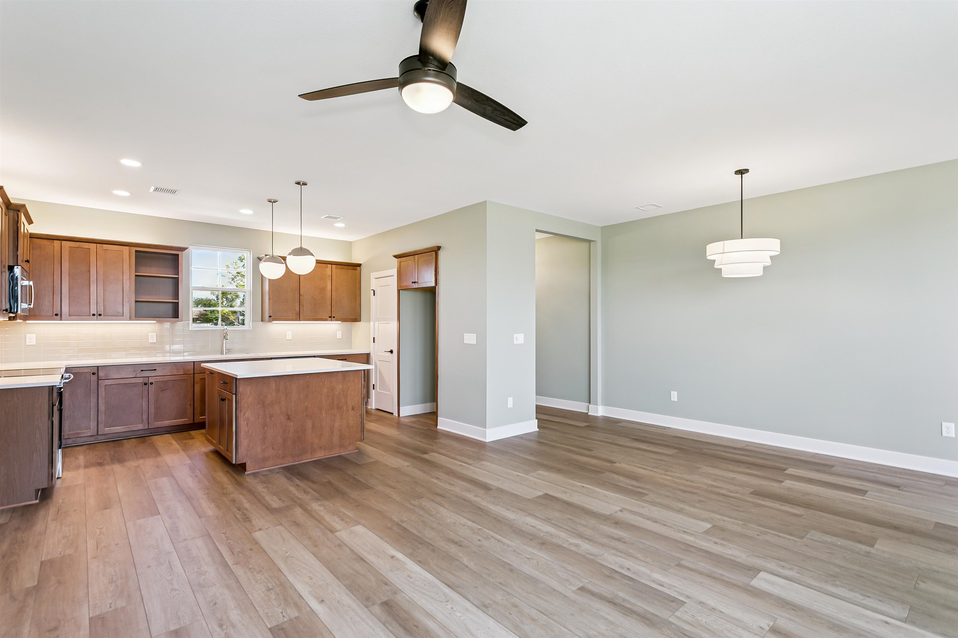 4516 N Harborside St. Property Photo 6