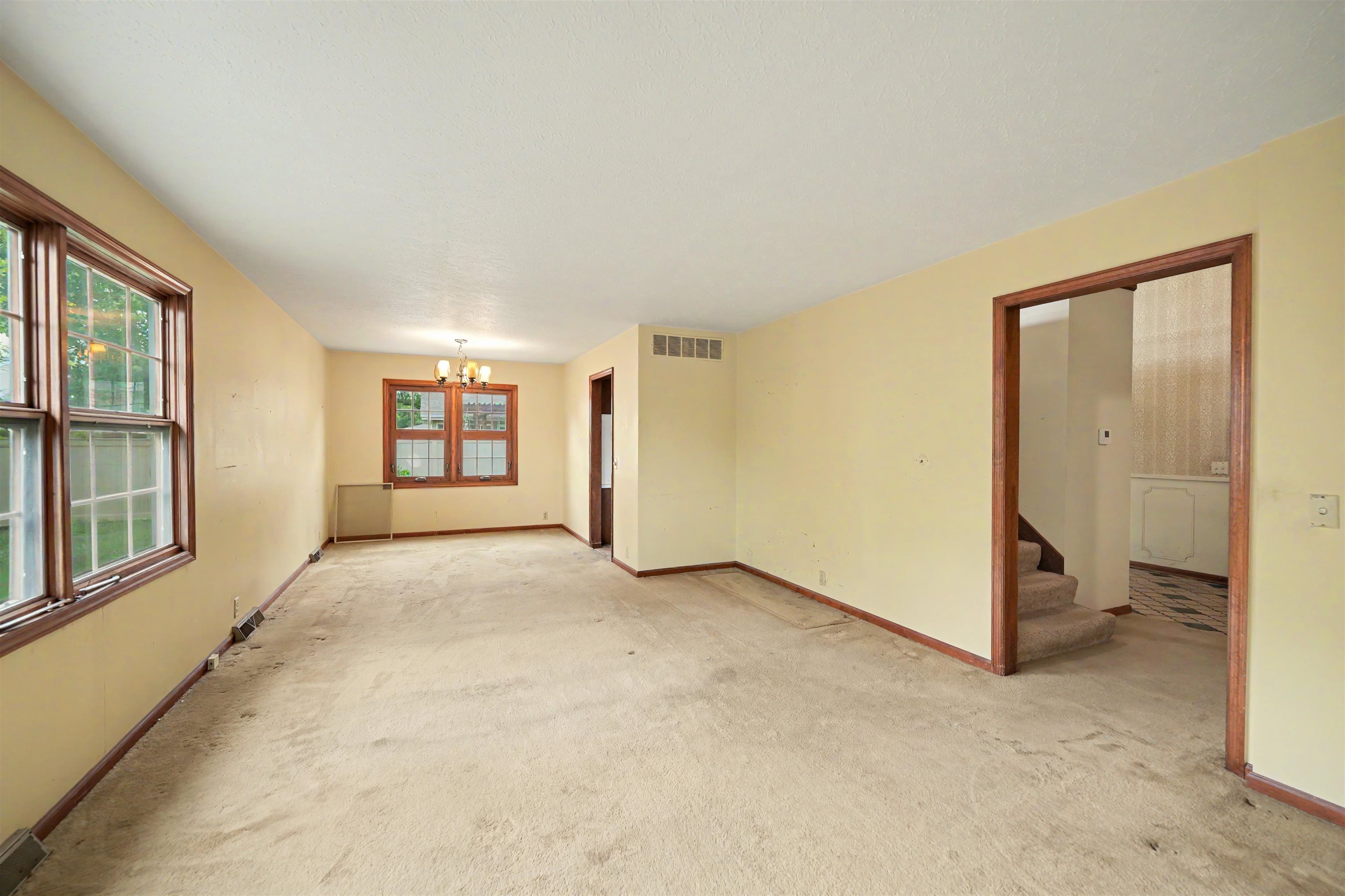 414 E Wayne Property Photo 4