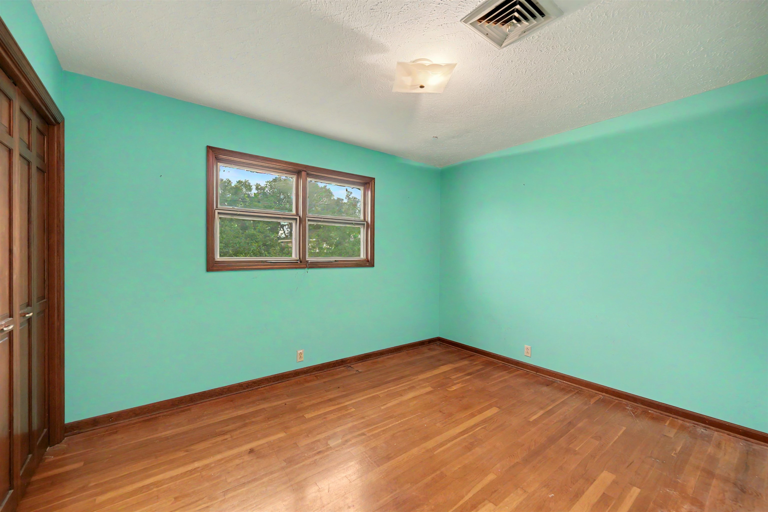 414 E Wayne Property Photo 12