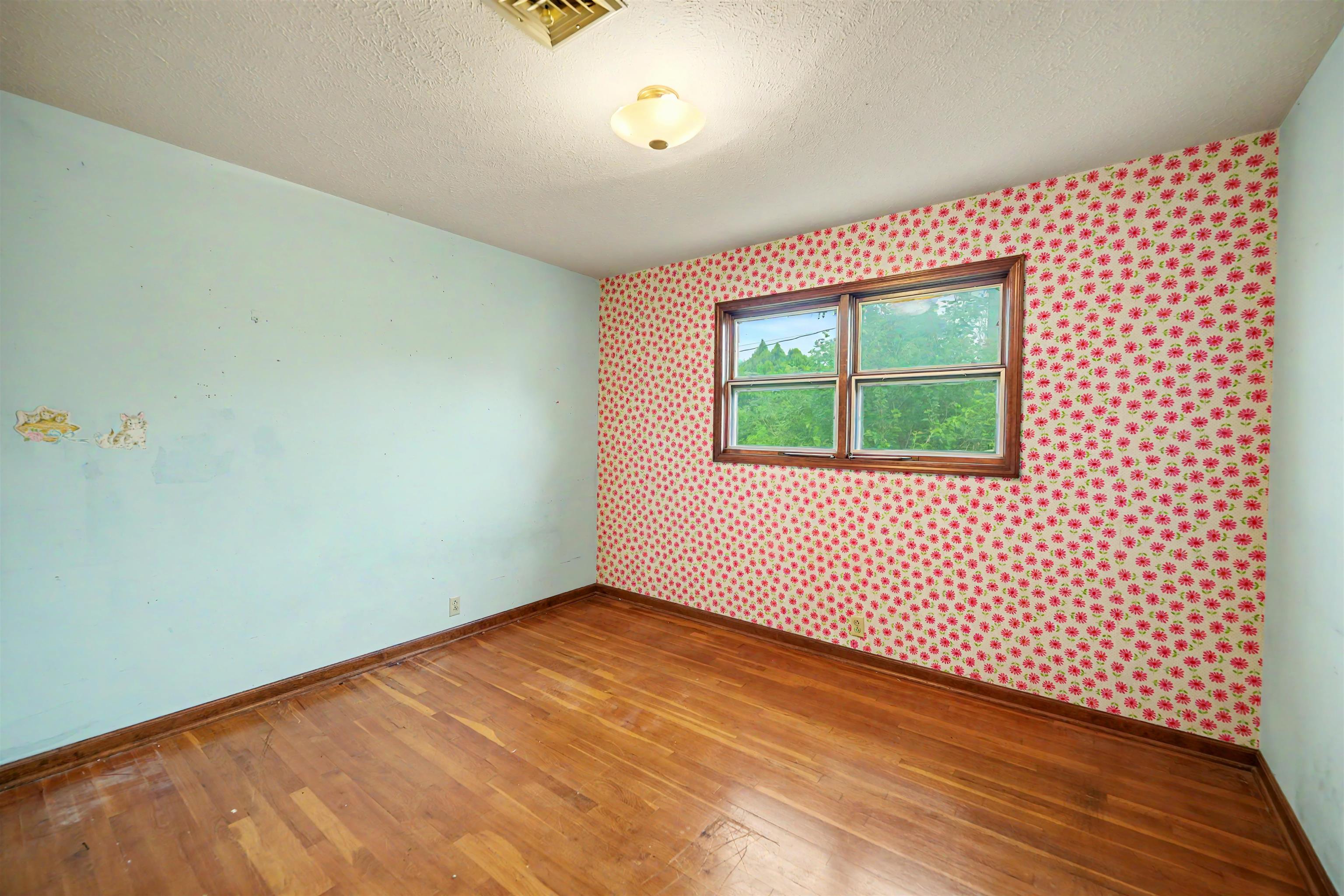 414 E Wayne Property Photo 16