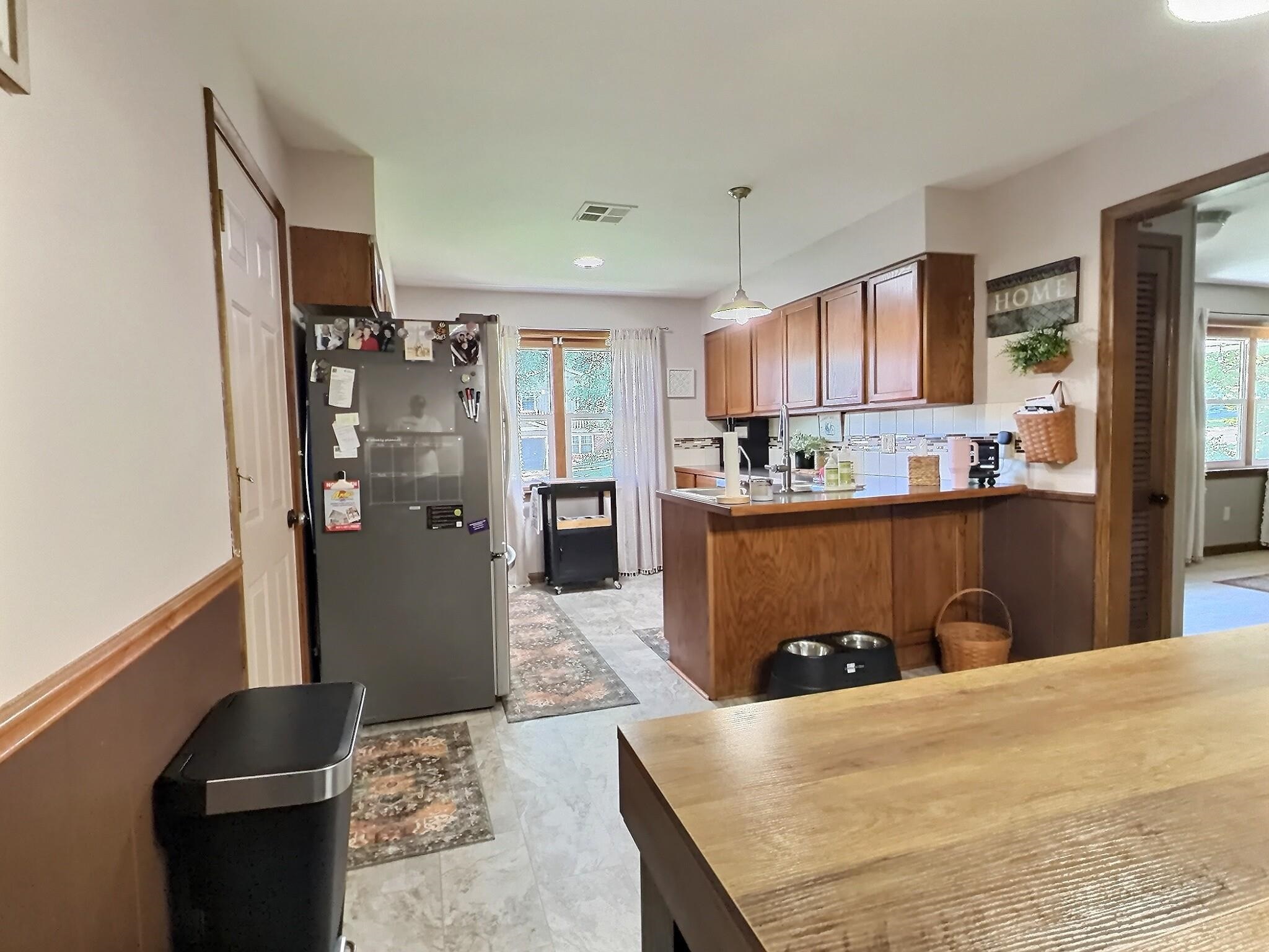 818 E Greenway Ct. Property Photo 14