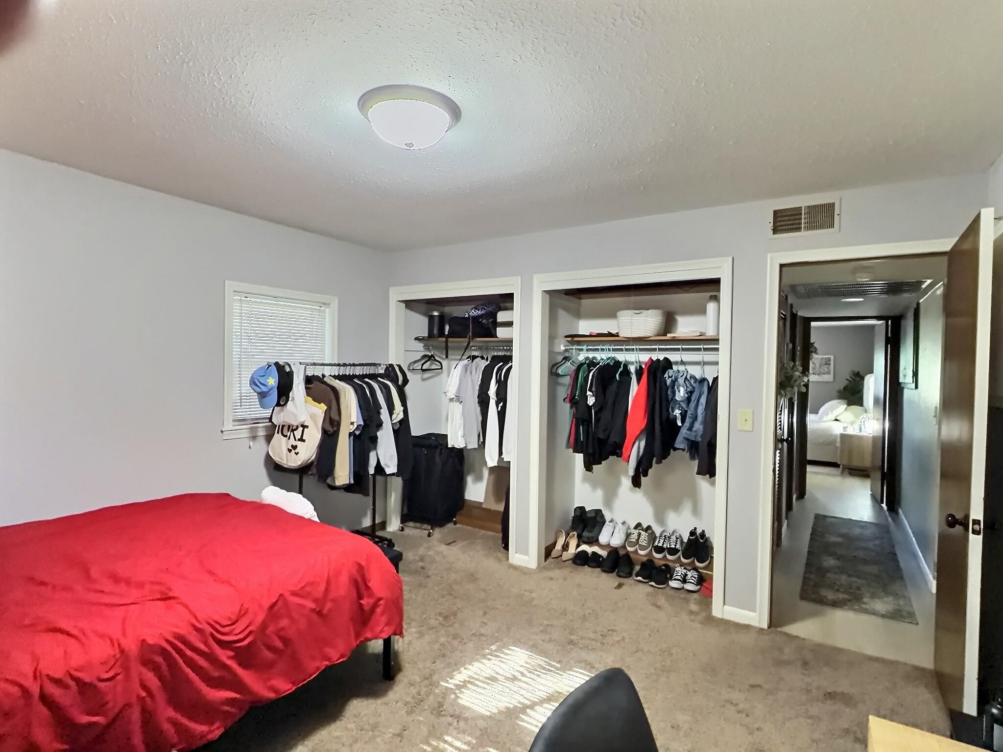 818 E Greenway Ct. Property Photo 20
