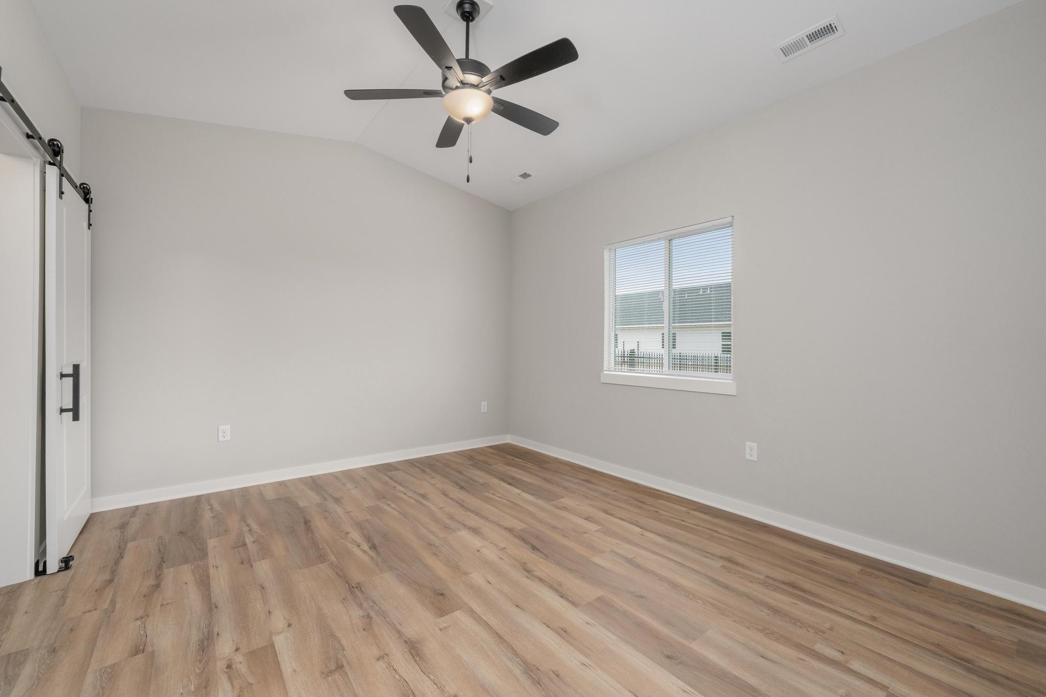753 N Wheatland Property Photo 8