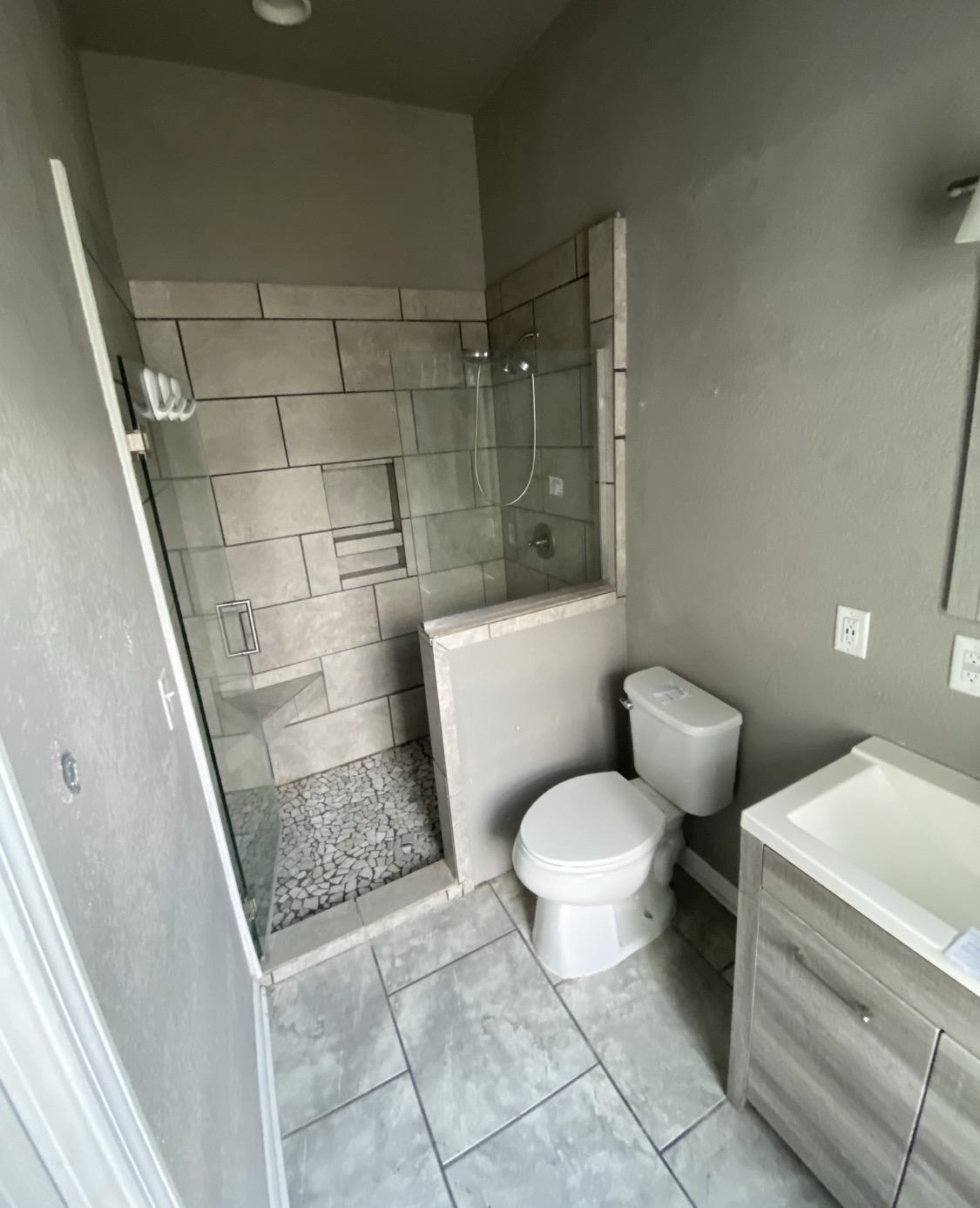 709 N A Property Photo 8