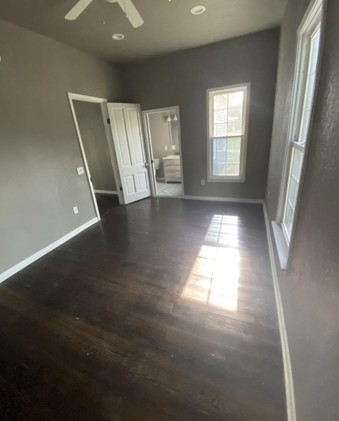 709 N A Property Photo 9