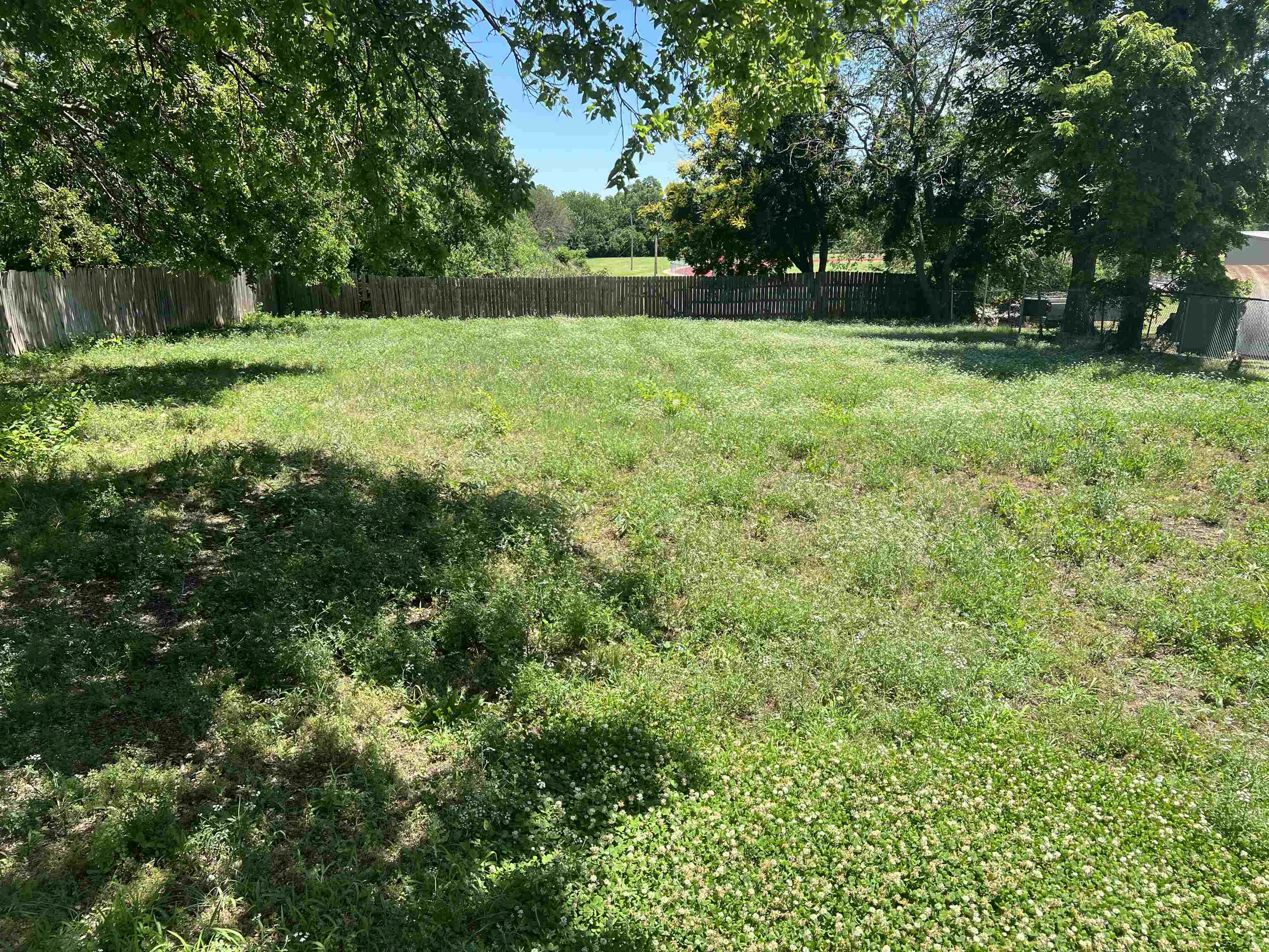 709 N A Property Photo 12