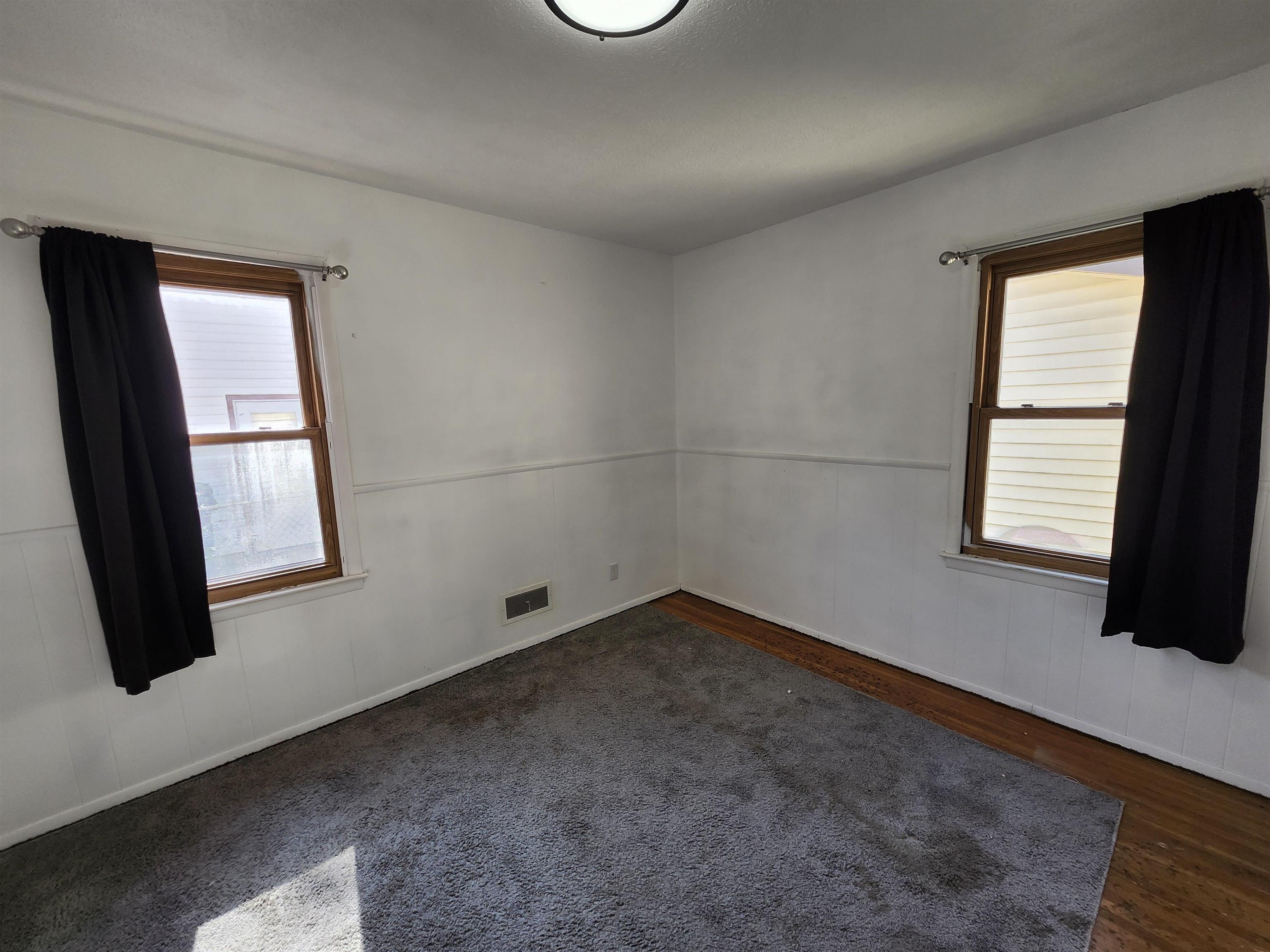 1407 E Crowley St Property Photo 11
