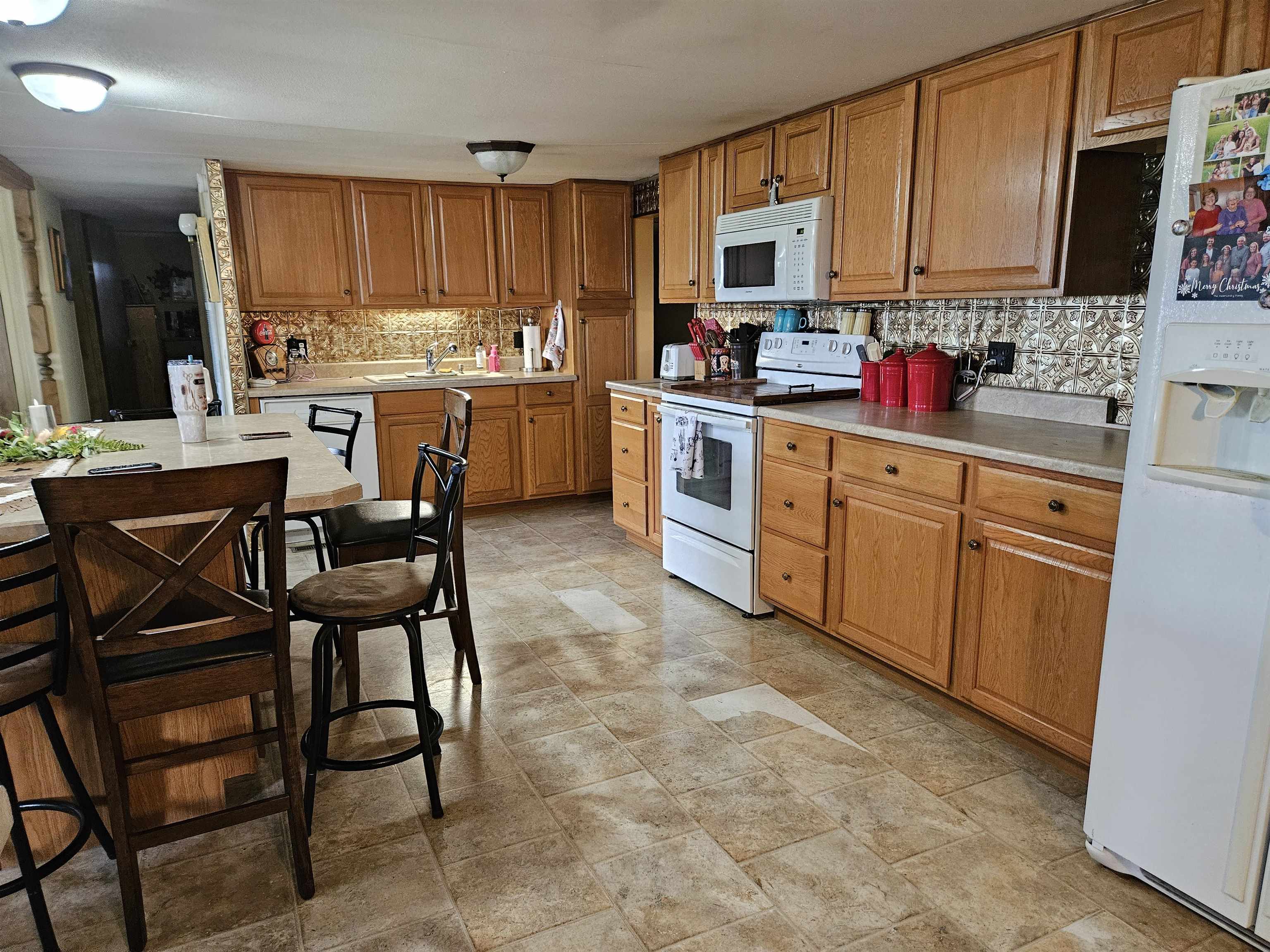 1248 160 Rd Property Photo 3