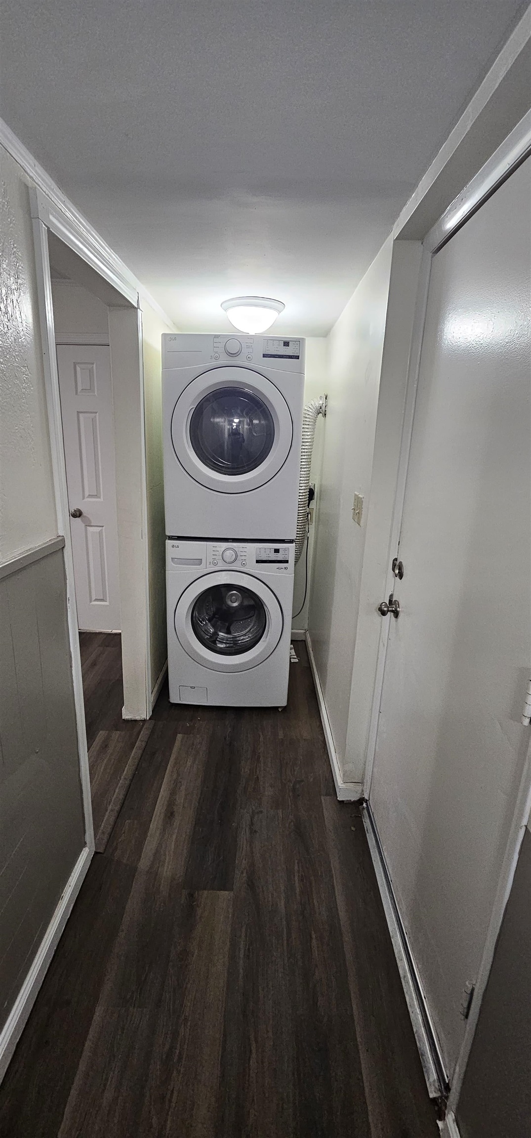 1627-1629 N Fairmount Ave. Property Photo 8