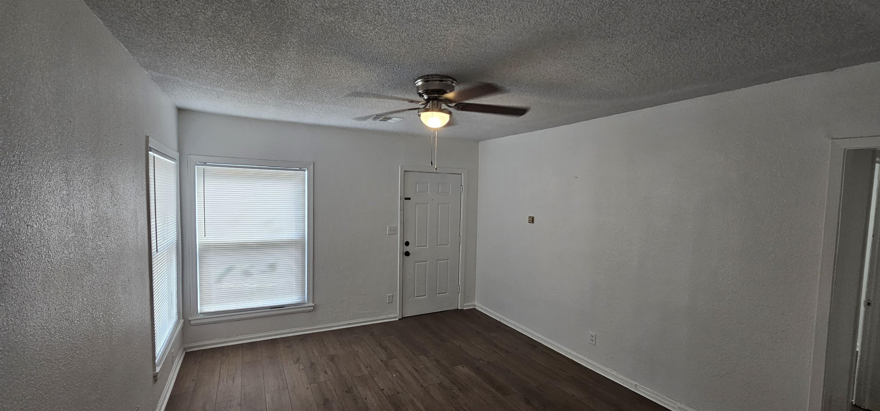 1627-1629 N Fairmount Ave. Property Photo 23