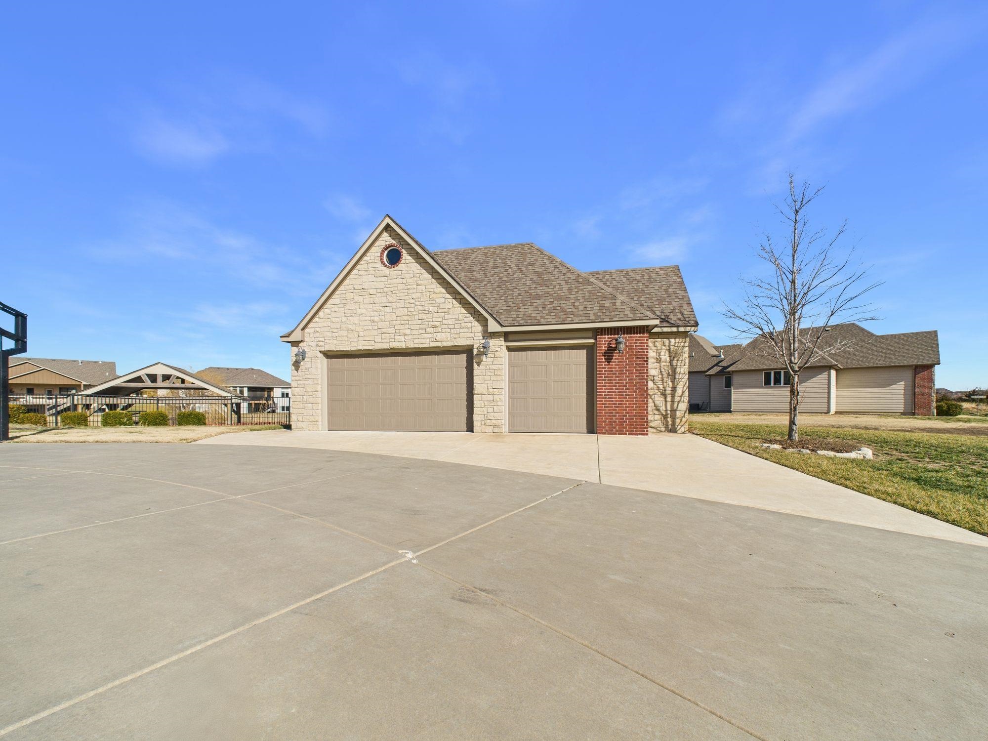 7972 E Caribou Pl Property Photo 3