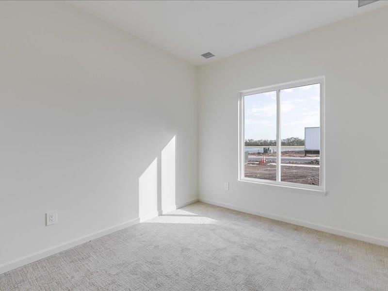 114 E Hickam St. Property Photo 27
