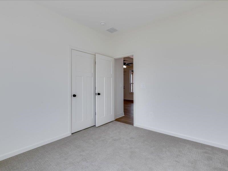 114 E Hickam St. Property Photo 28