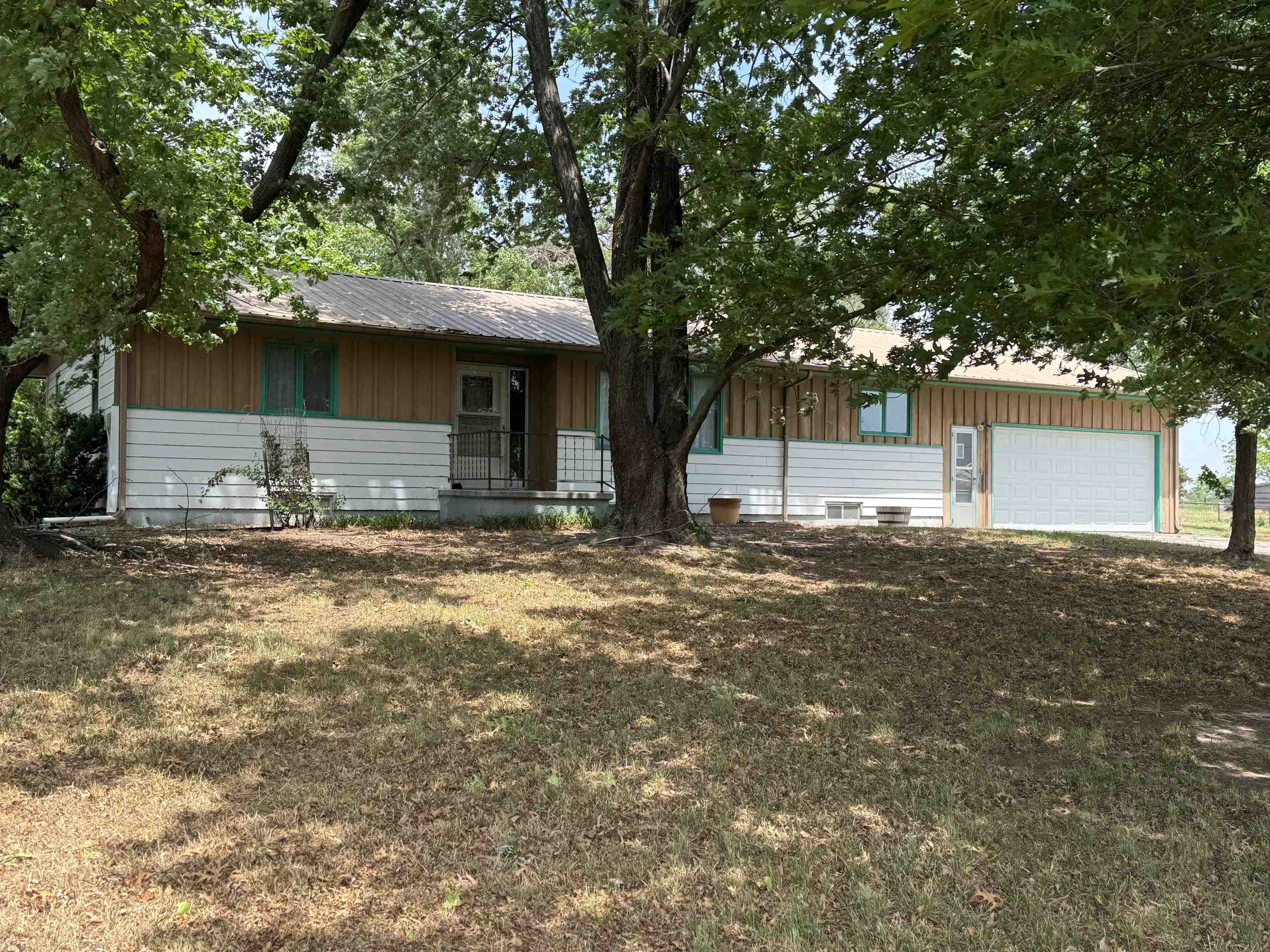 914 N Burmac Rd. Property Photo 3
