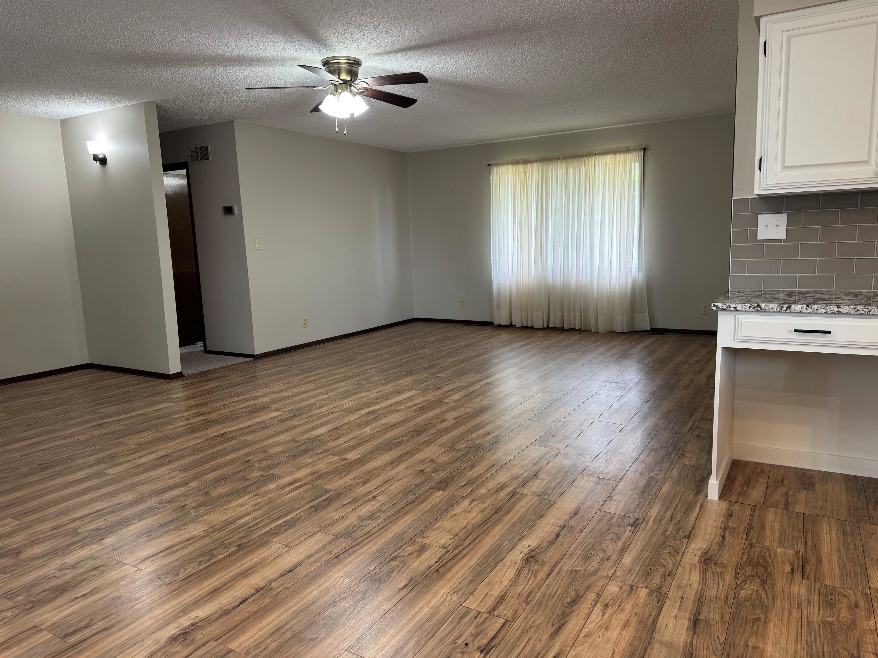 914 N Burmac Rd. Property Photo 10