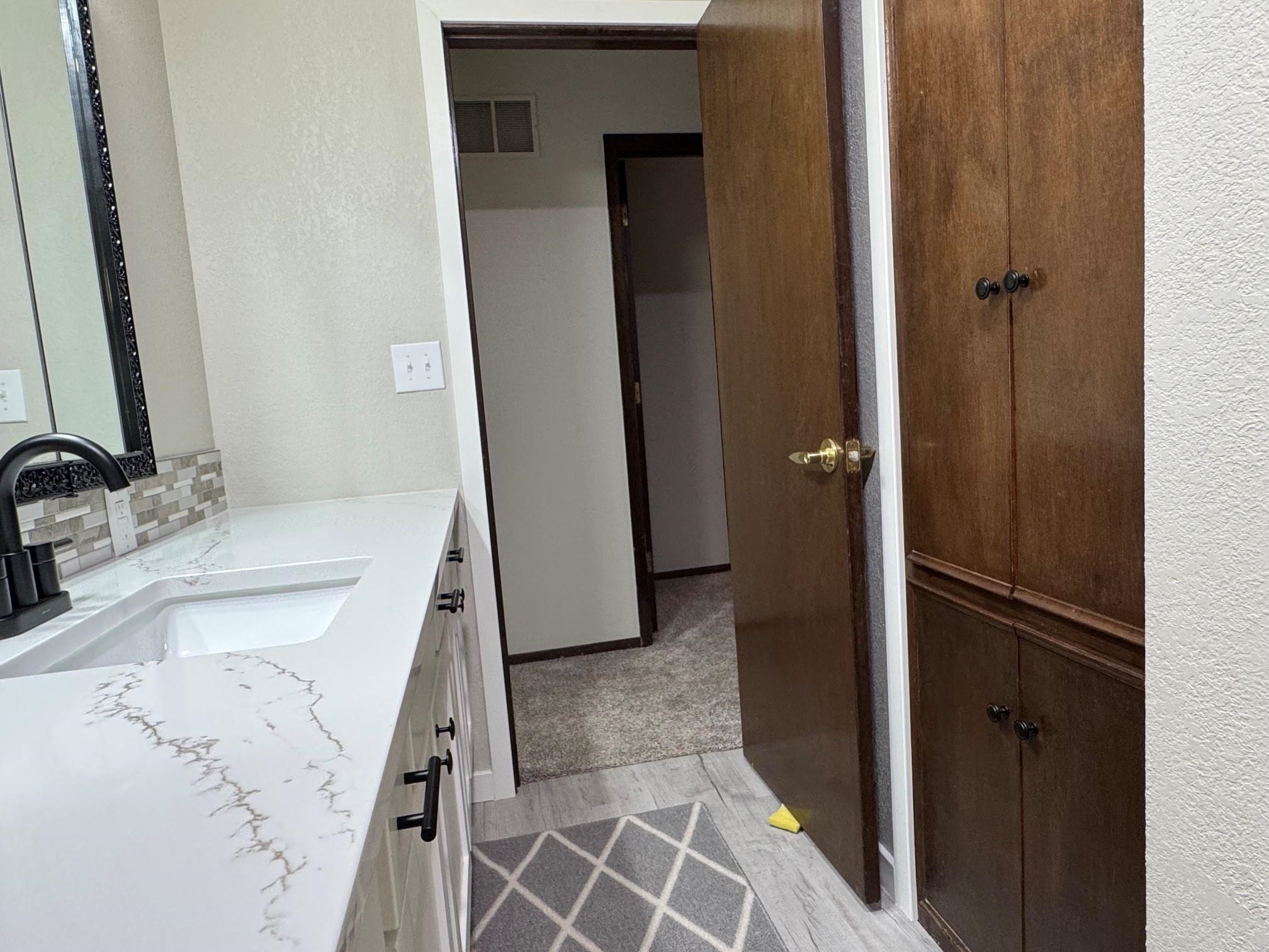 914 N Burmac Rd. Property Photo 12