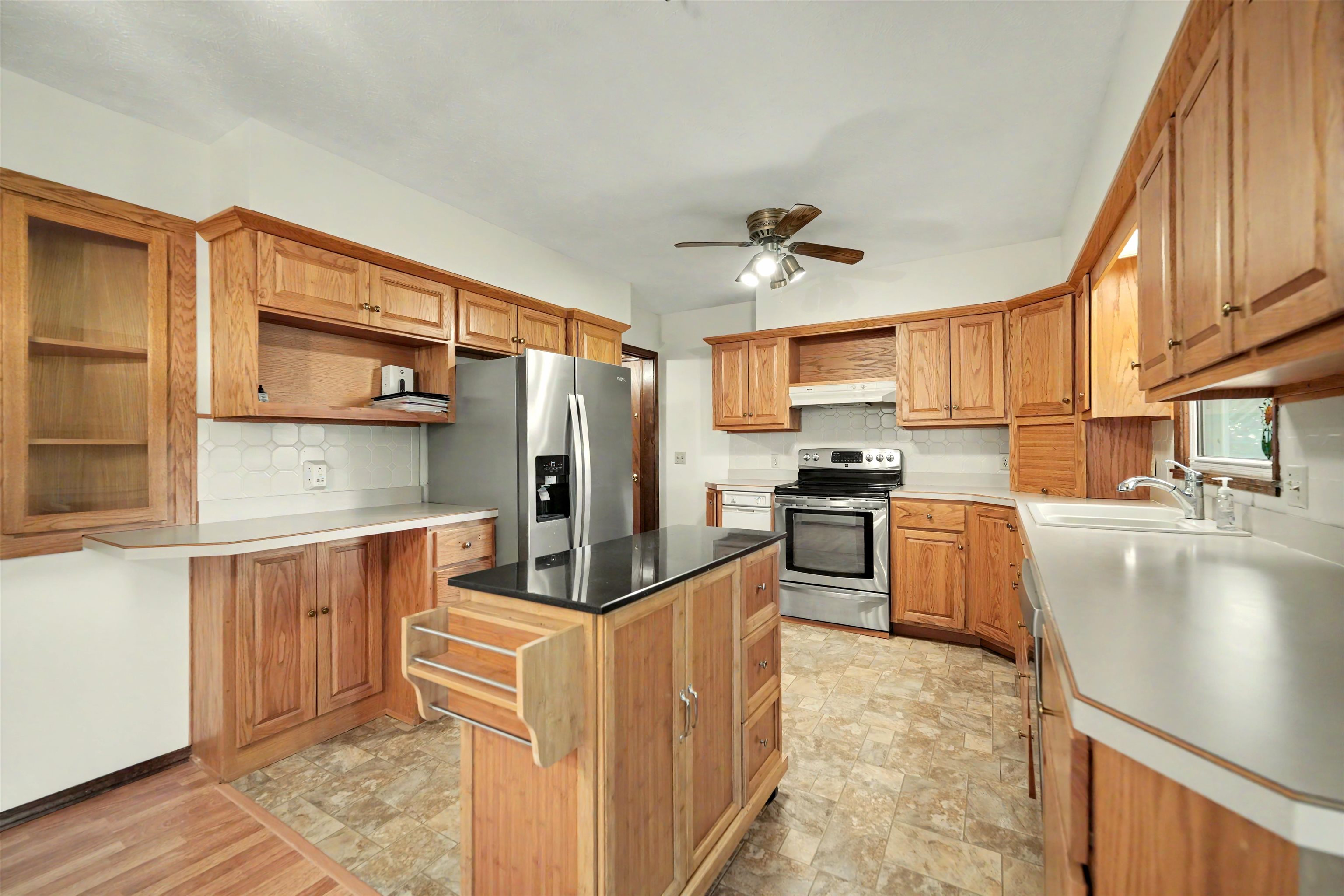 2625 Robin Rd Property Photo 8