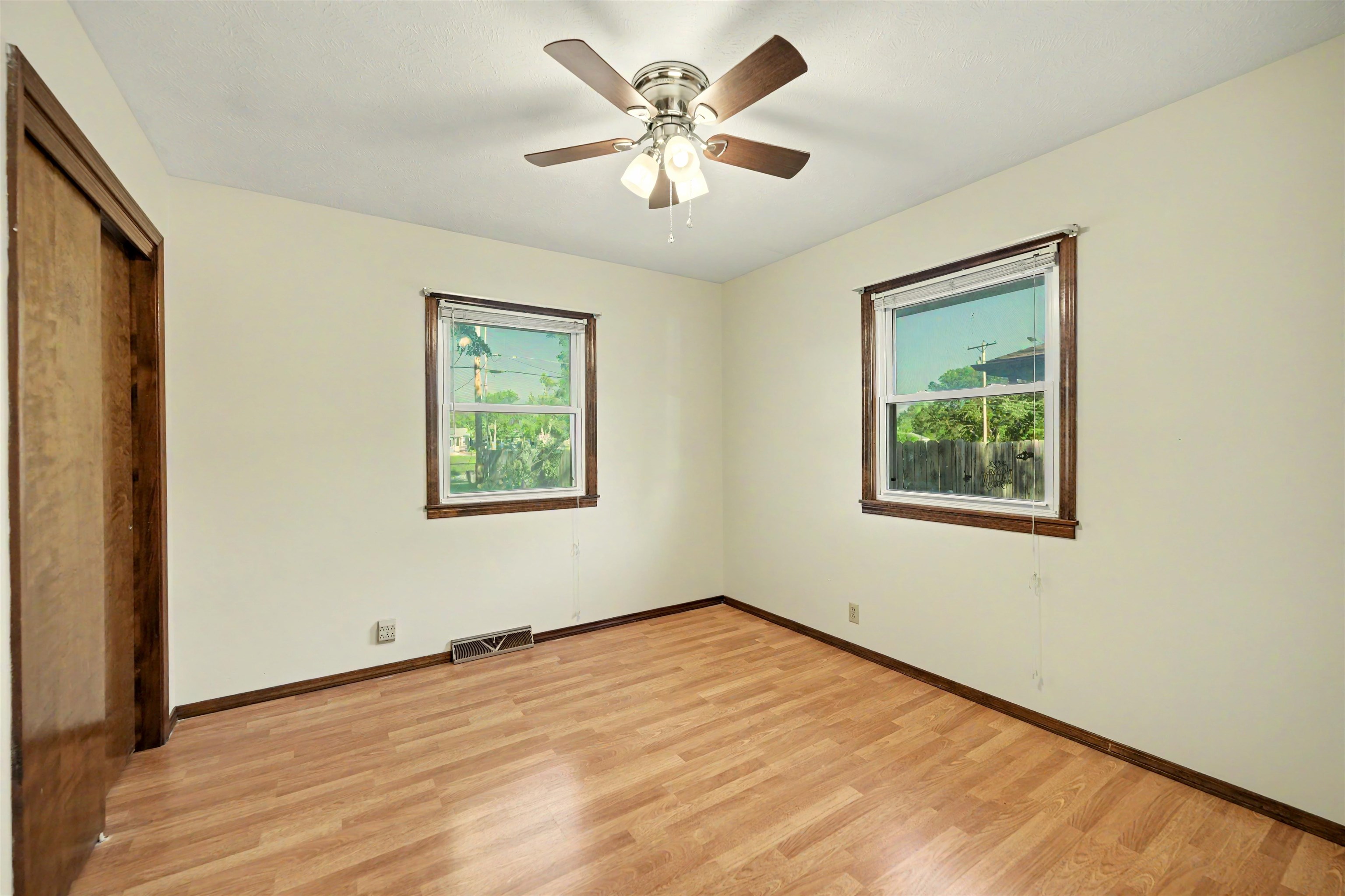 2625 Robin Rd Property Photo 13