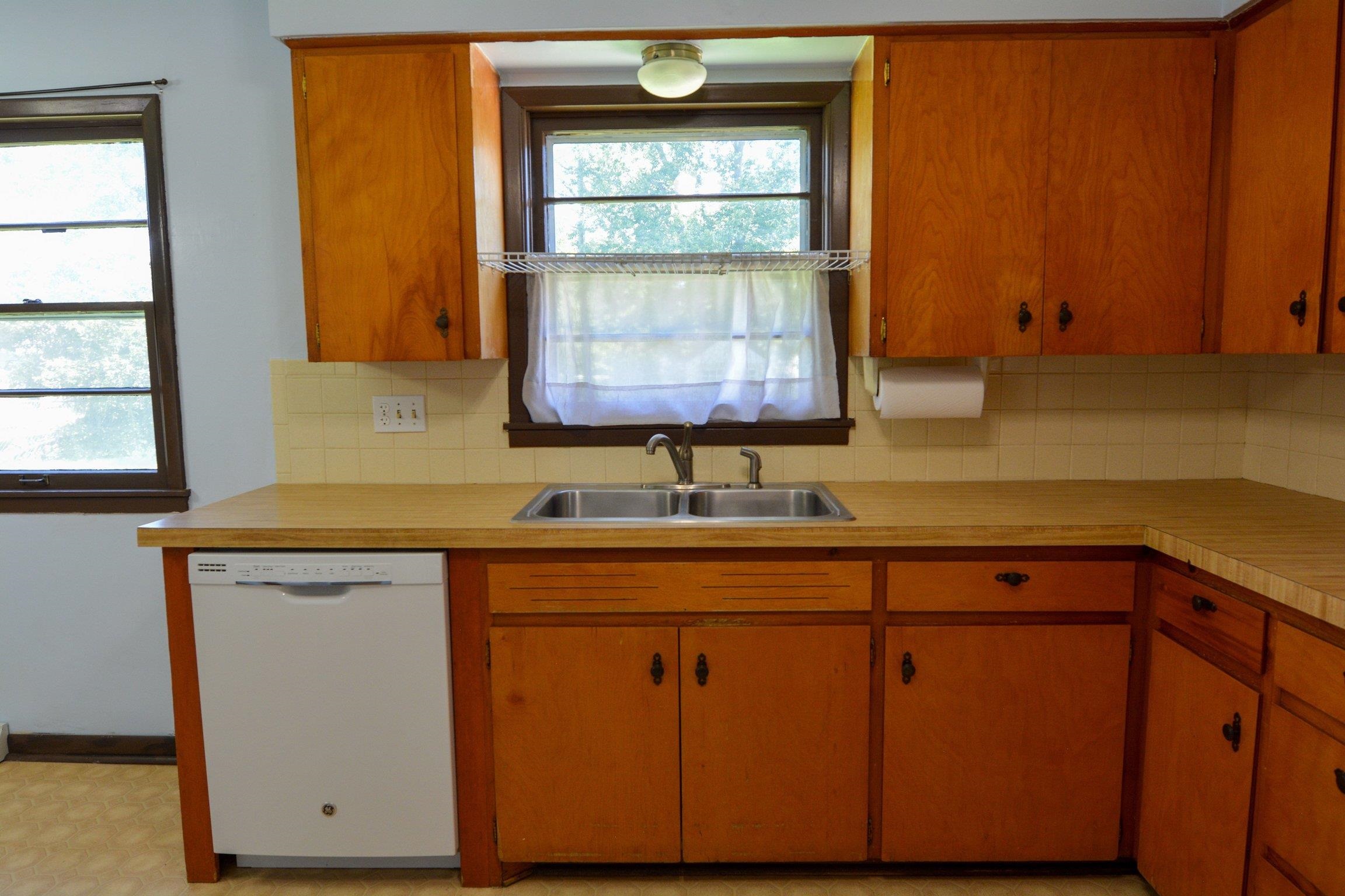 536 N Meeds Dr. Property Photo 9