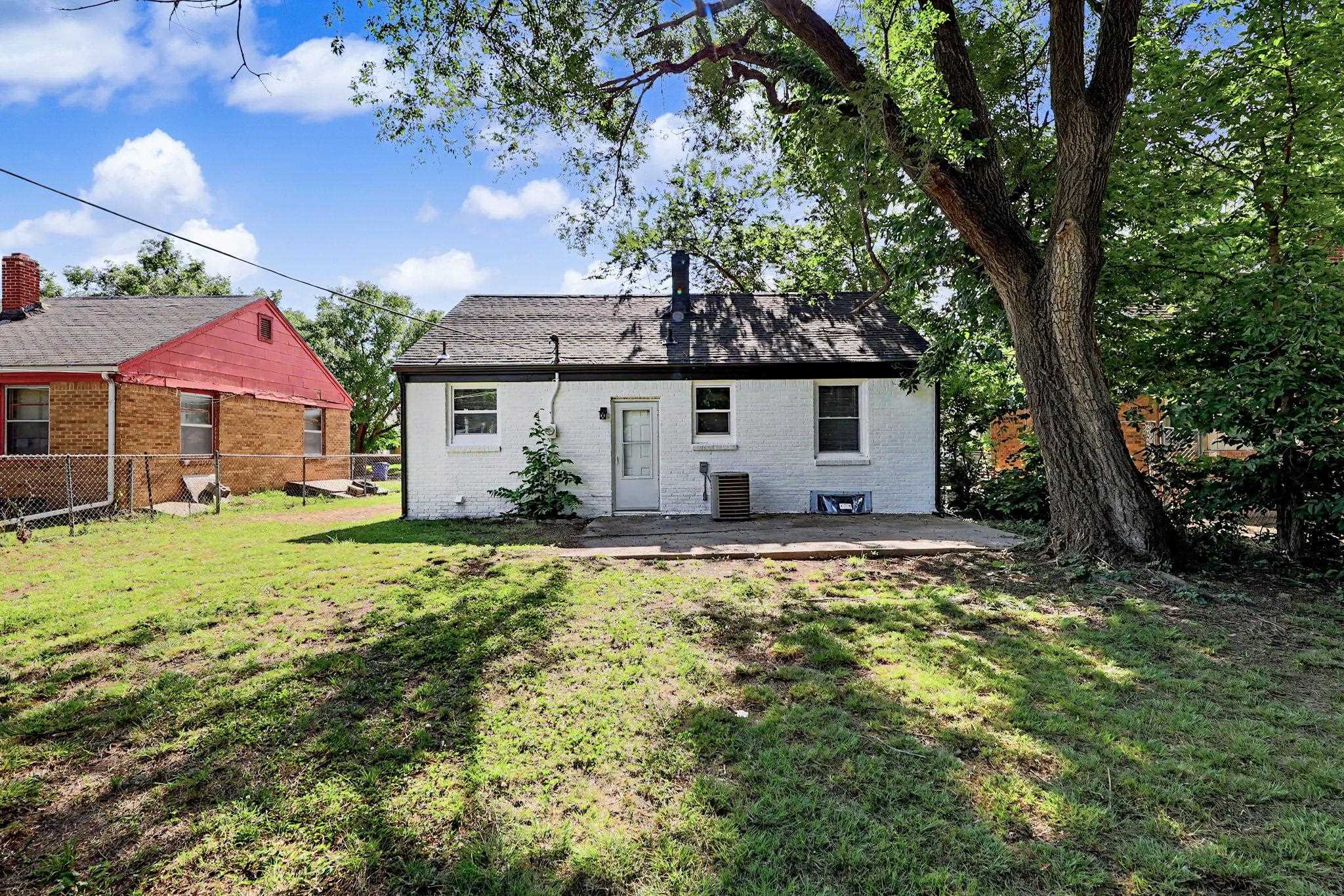 1937 N Piatt Ave Property Photo 32
