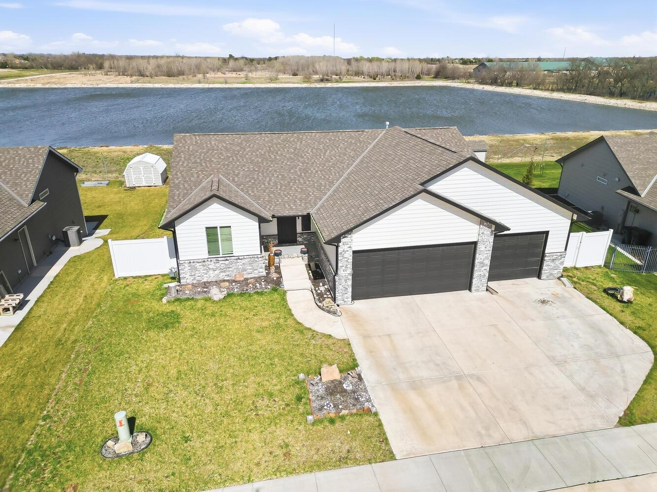832 E Sunset Property Photo 1