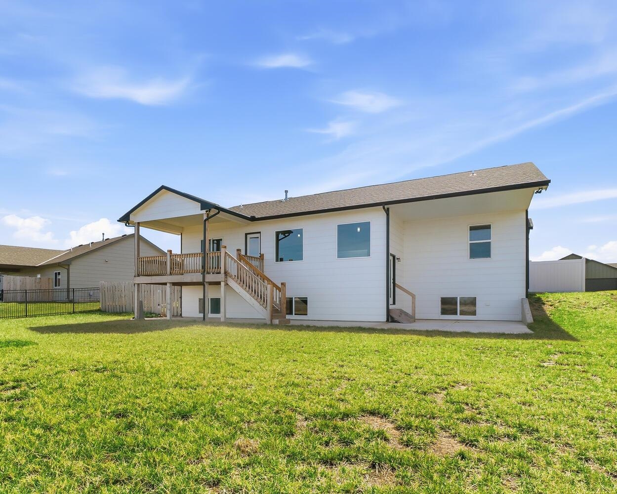 832 E Sunset Property Photo 4