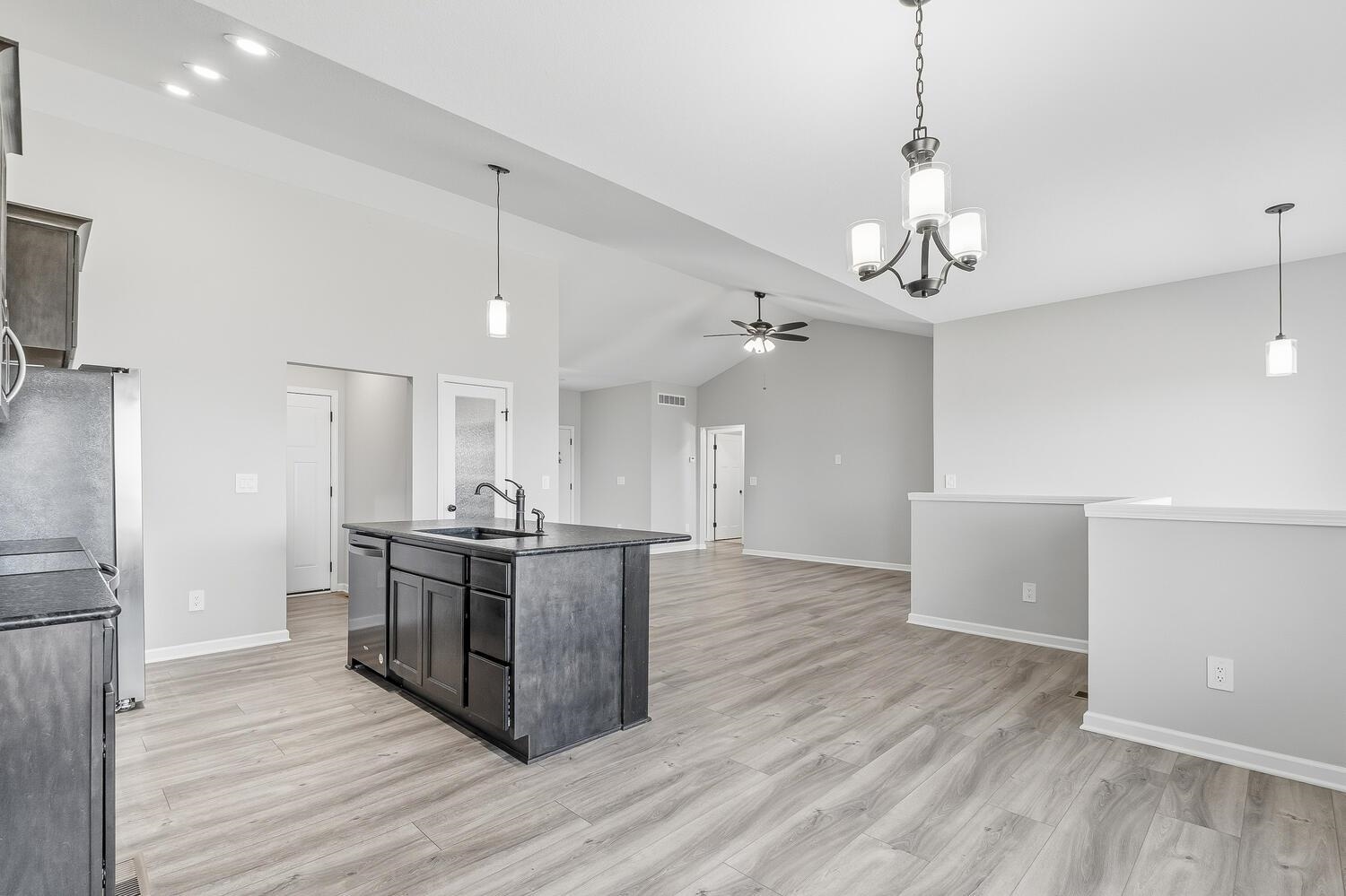 832 E Sunset Property Photo 8