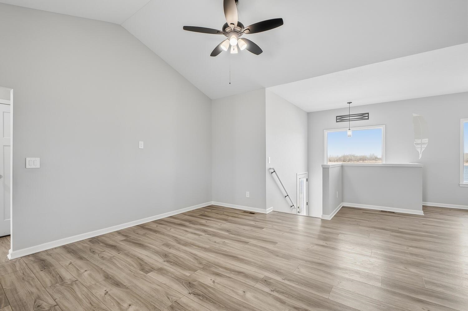 832 E Sunset Property Photo 10