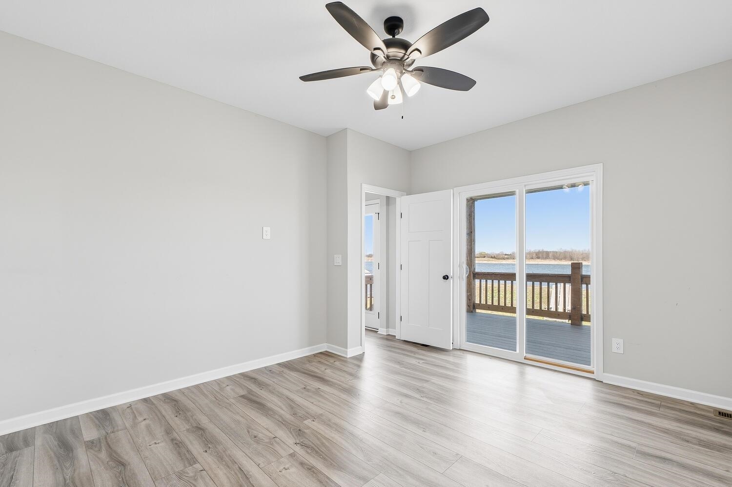 832 E Sunset Property Photo 13