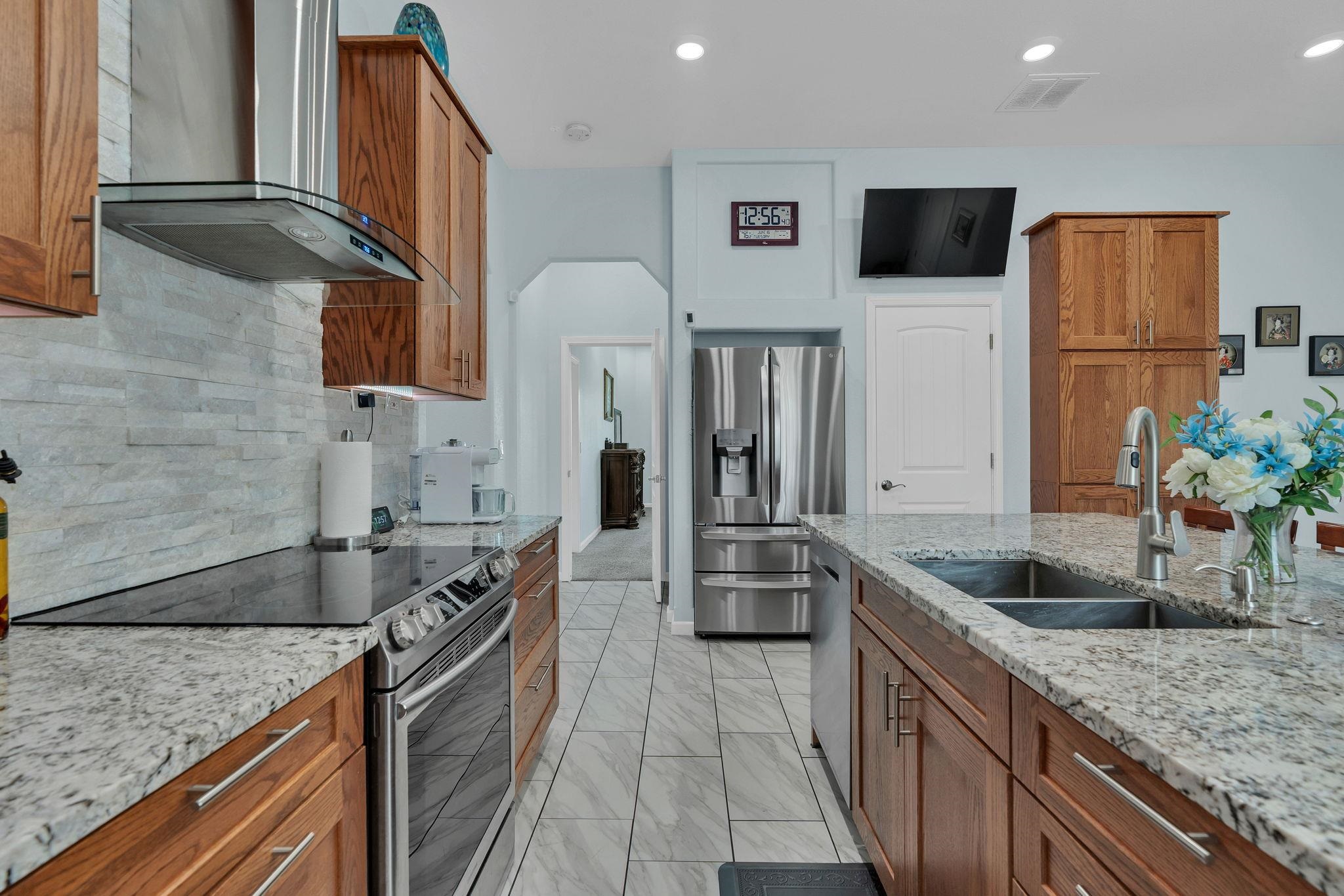 6628 S Hydraulic Property Photo 12