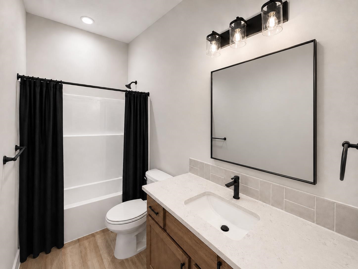 5754 N Edwards St. Property Photo 22