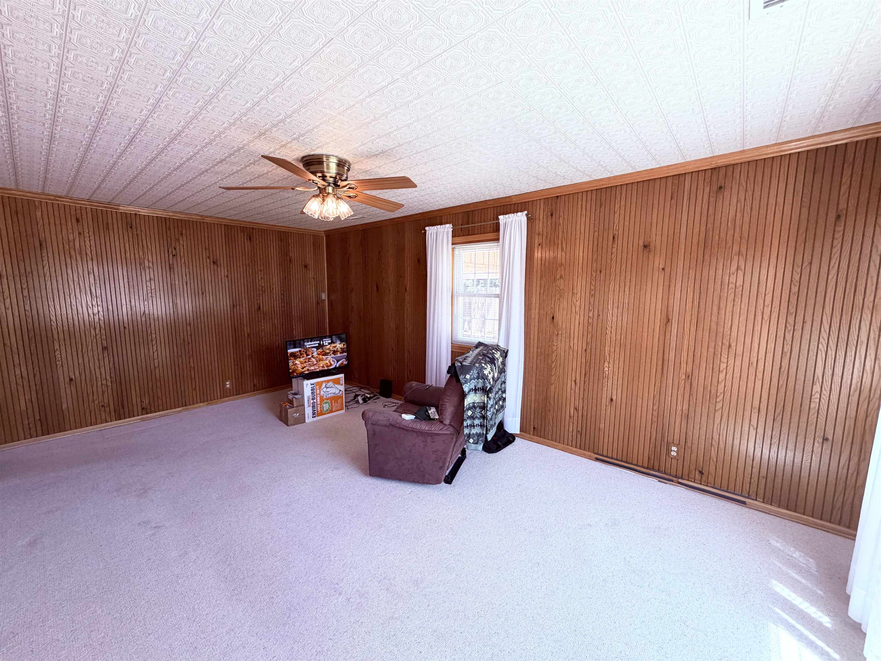 1022 S Cherry St. Property Photo 5