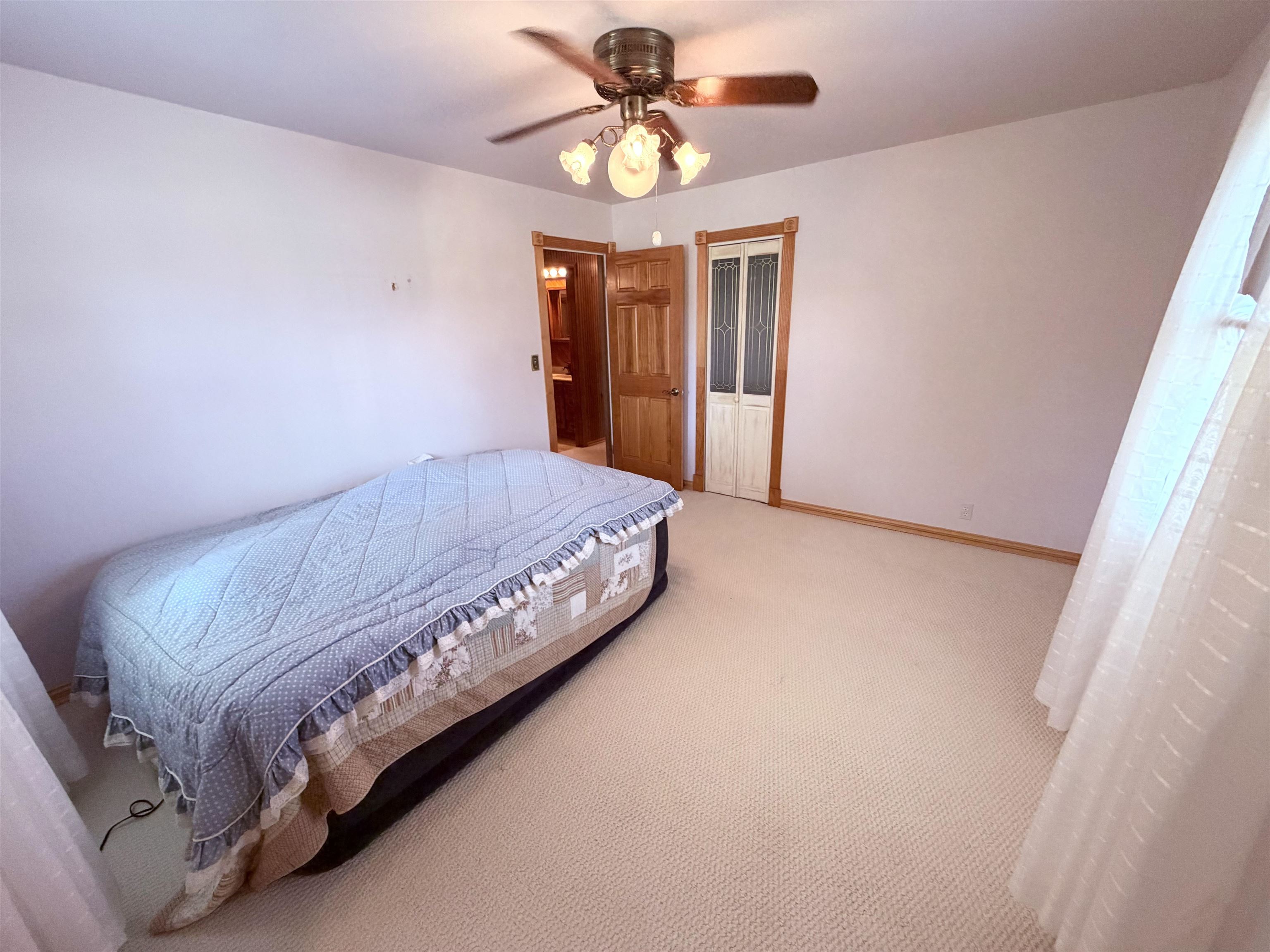 1022 S Cherry St. Property Photo 7